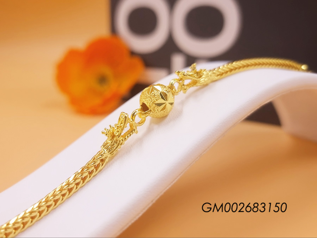 Dragons Holding Glass Lucky Bracelet