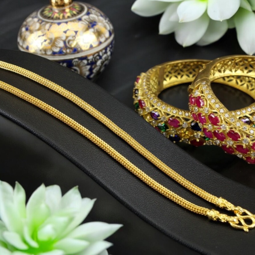 Six-poster style Necklace