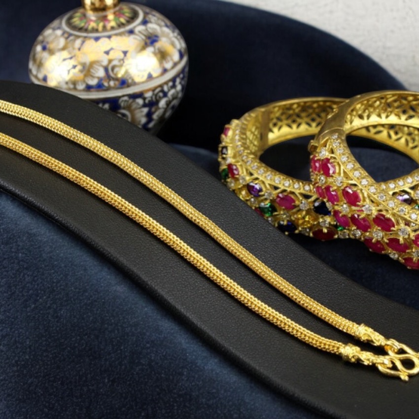 Six-poster style Necklace