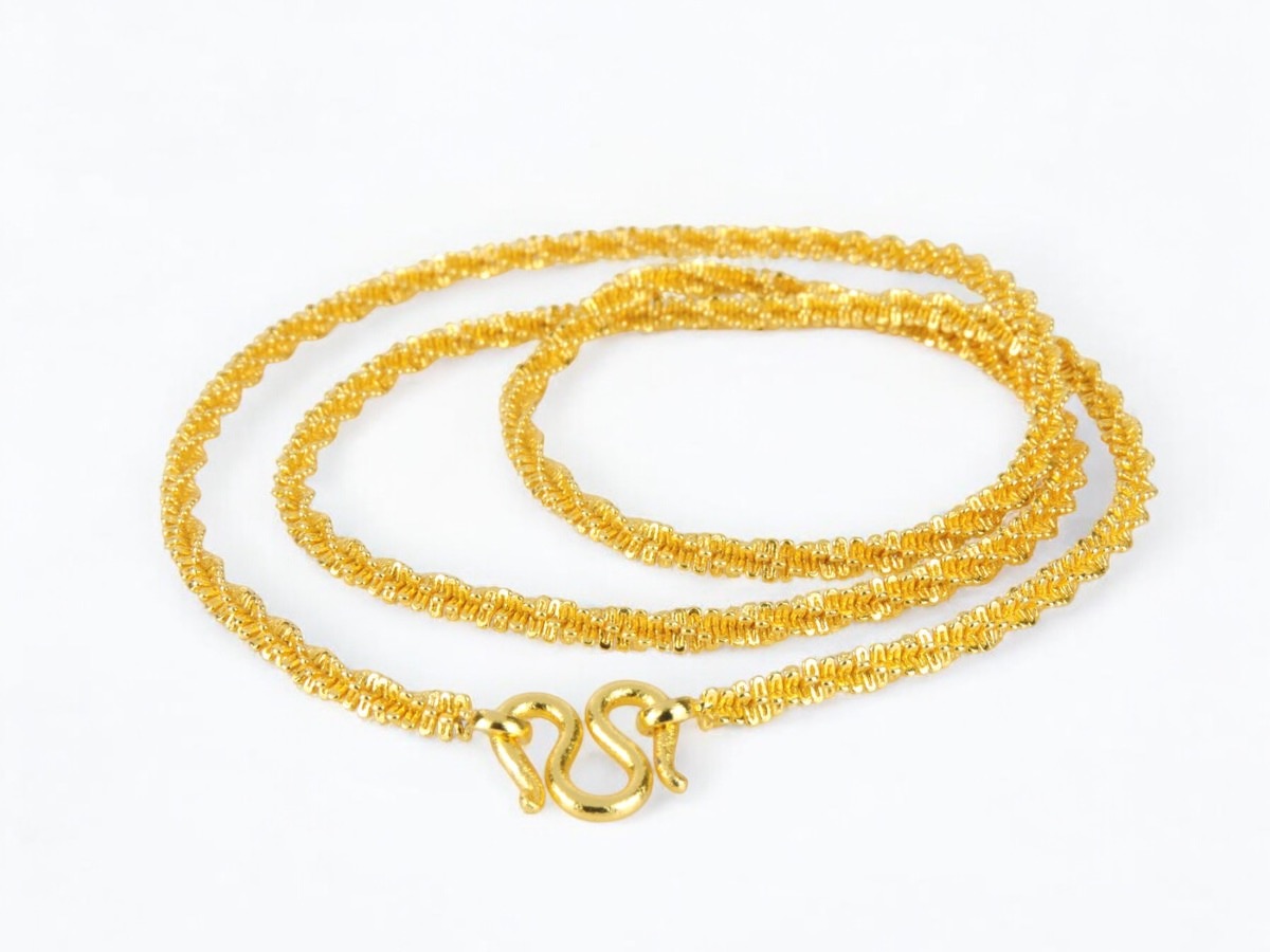 Garland-style Necklace