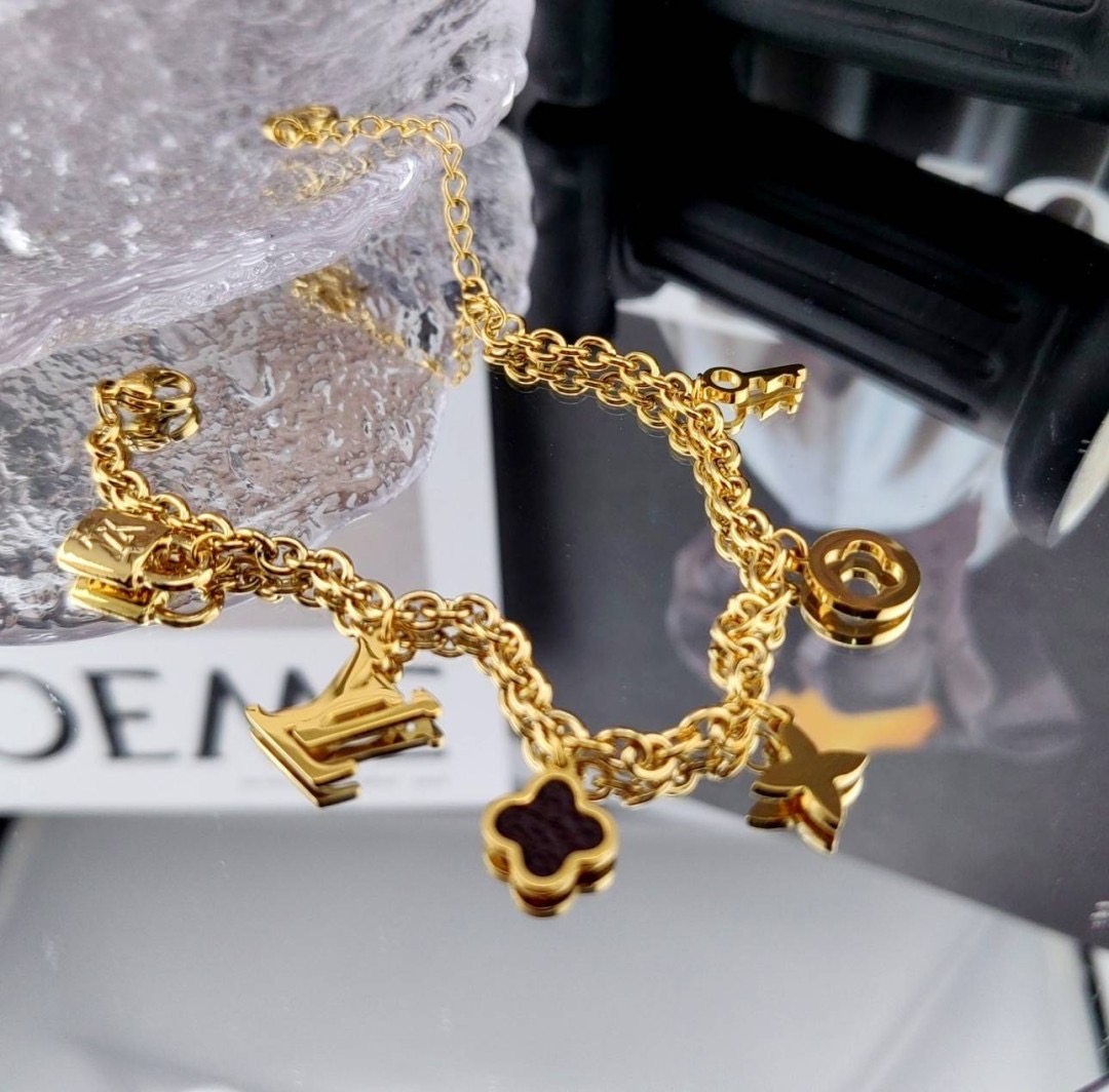 Gold Dangling Charm Set