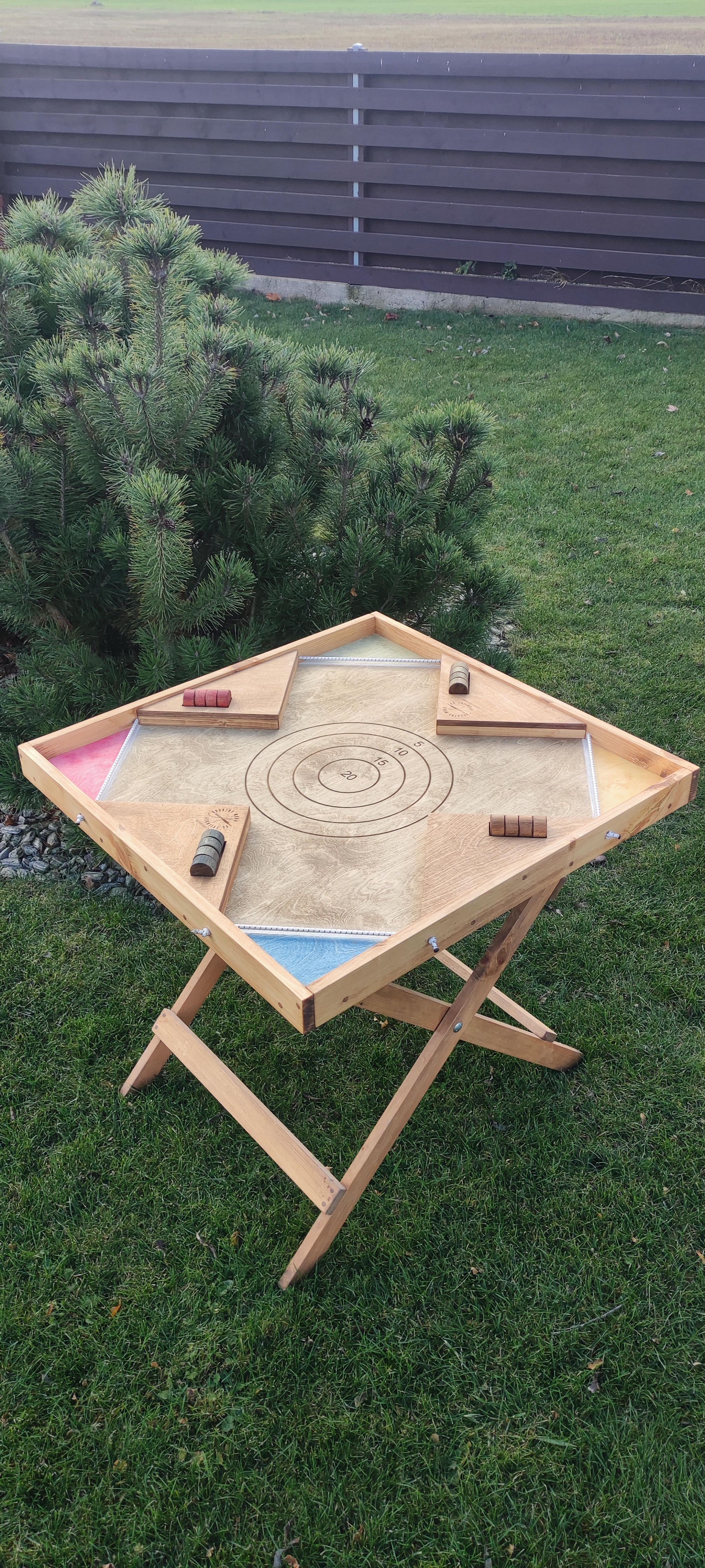 Šaškių taikinys - Nuoma