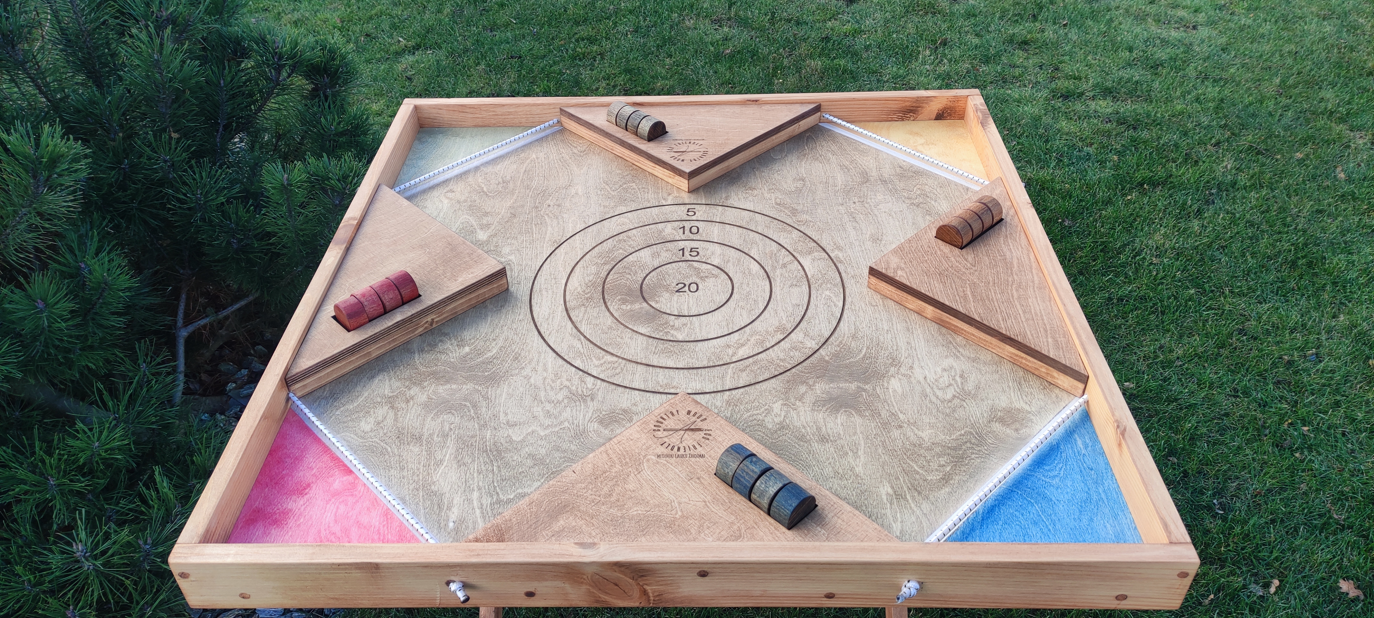 Šaškių taikinys - Nuoma