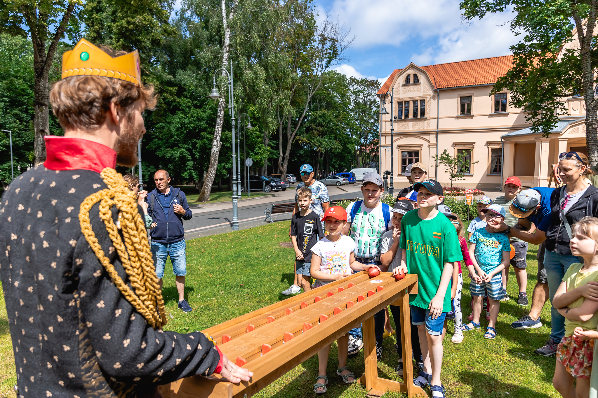 Kamuoliuko ridenimas - Nuoma