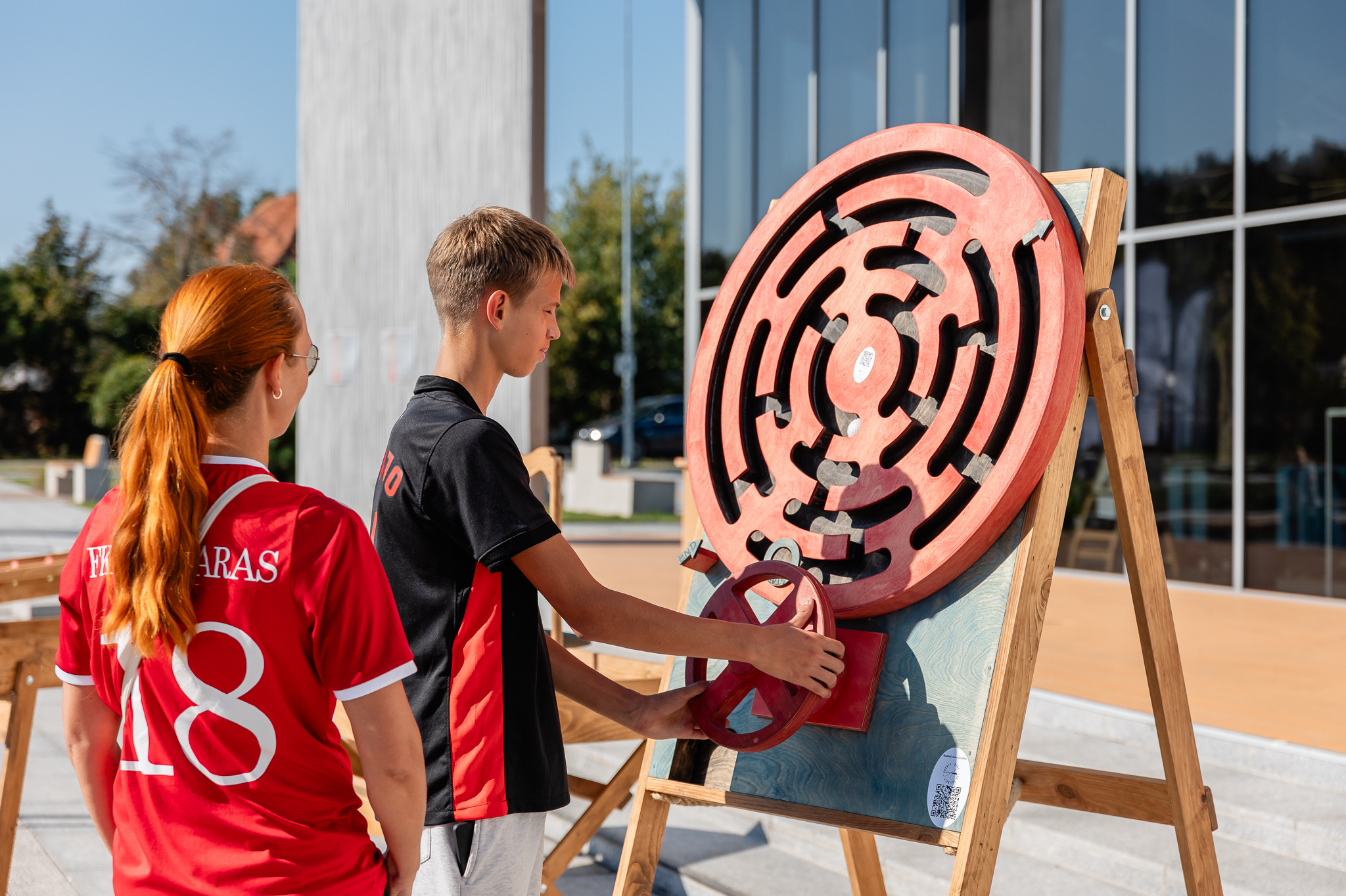 Besisukantis Labirintas - Nuoma