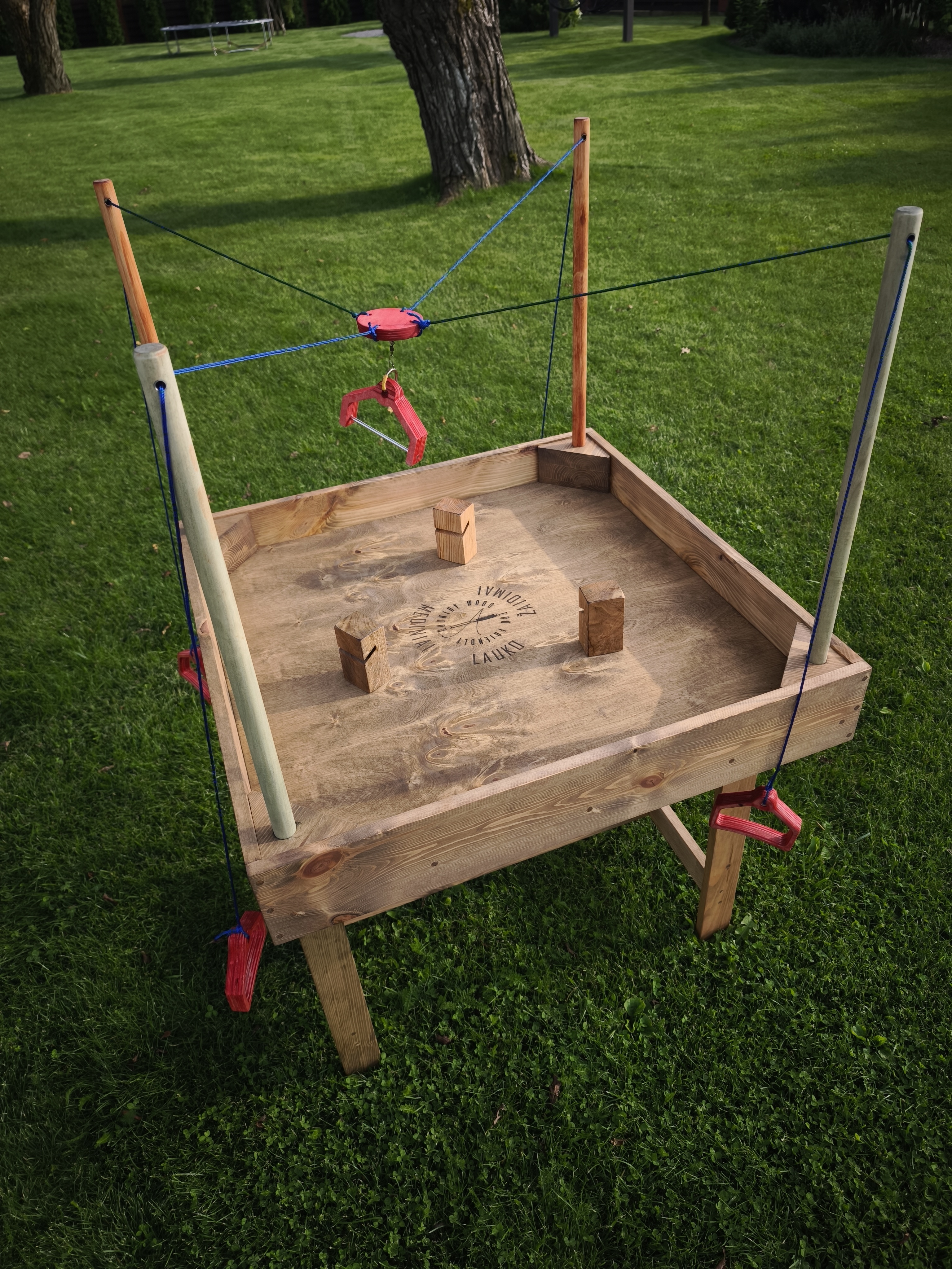 Trijų blokų bokštas