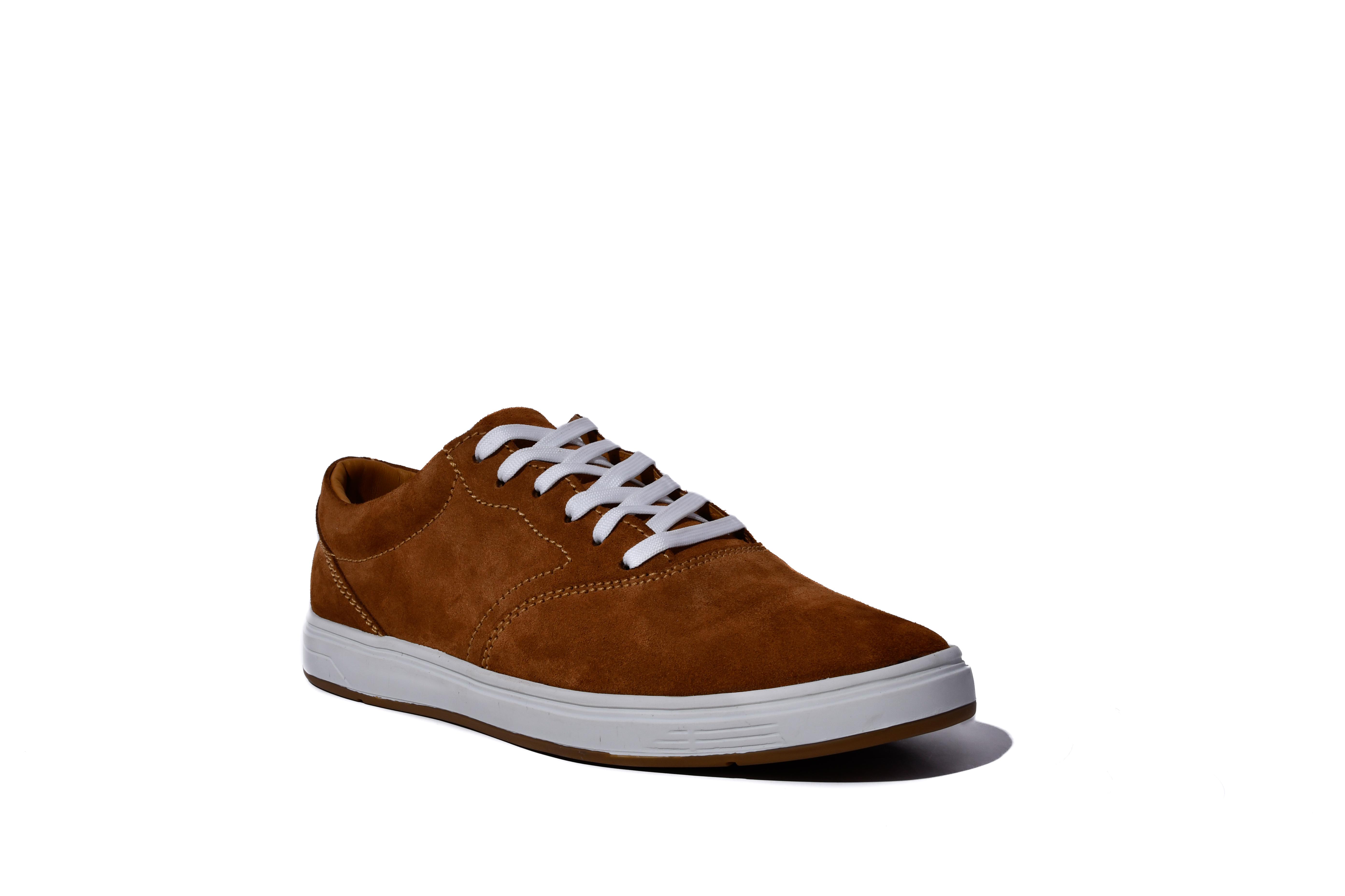 Zapatilla de ante marrón