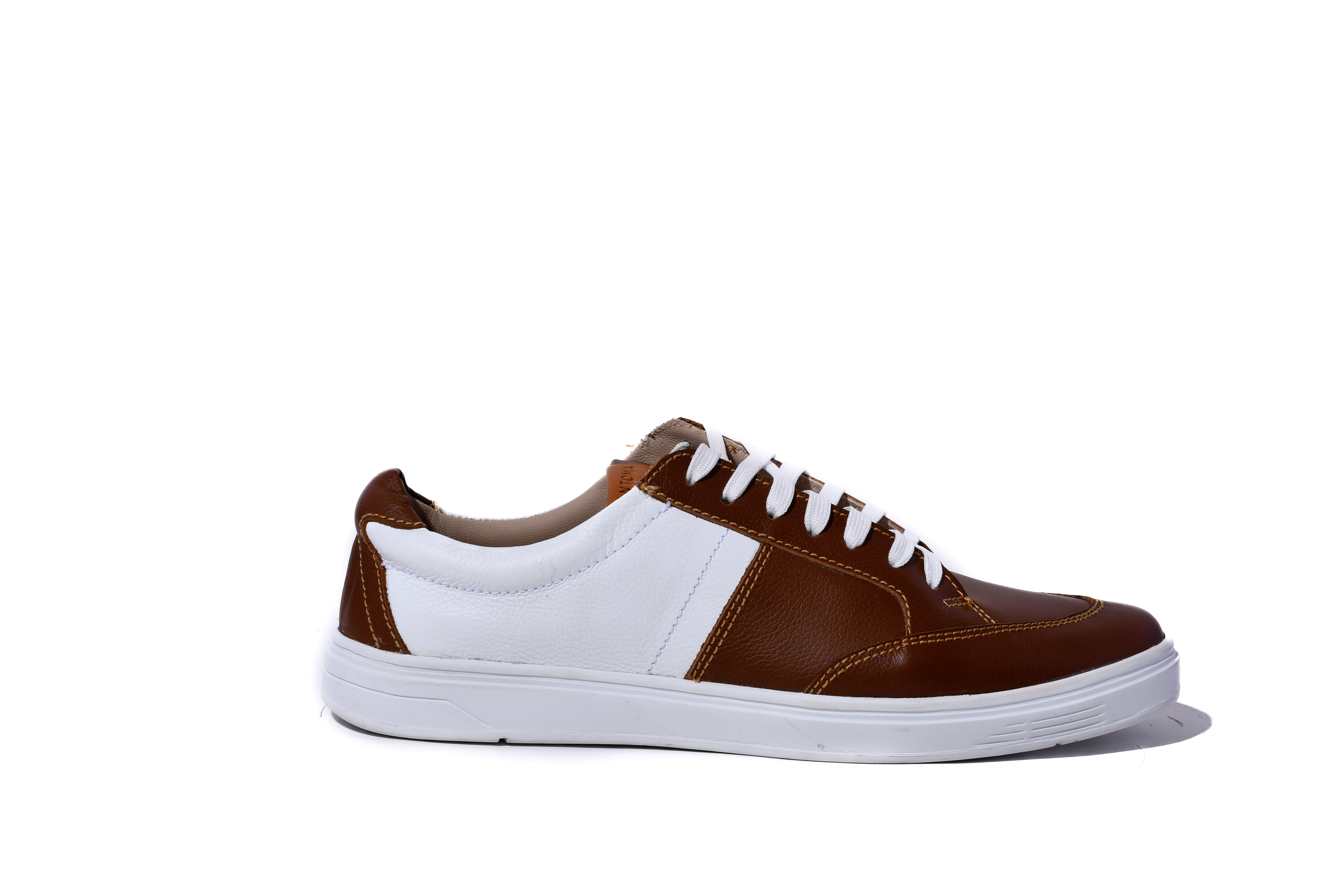 Zapatillas deportivas marrón y blanco