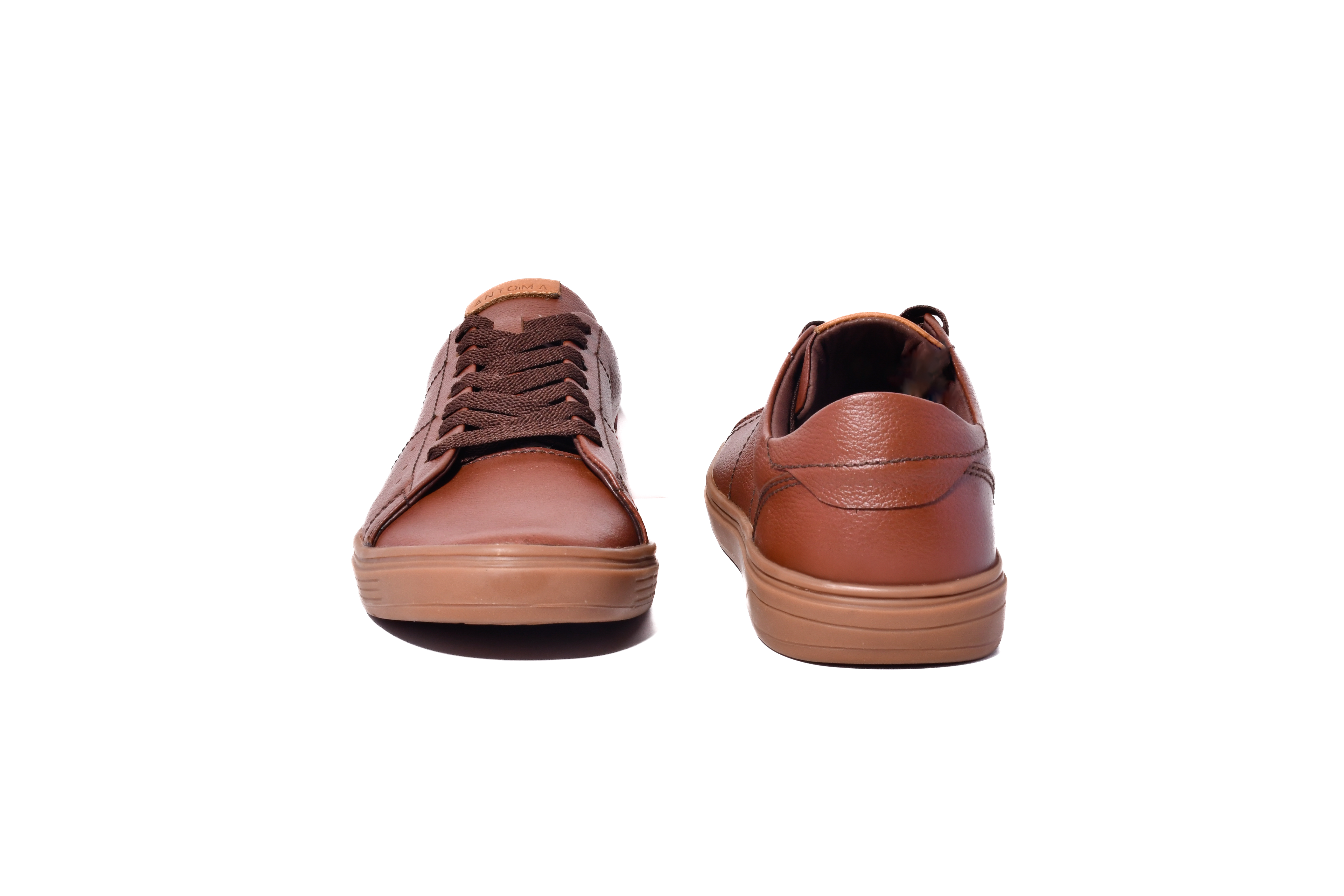 Zapatos de cuero marrón