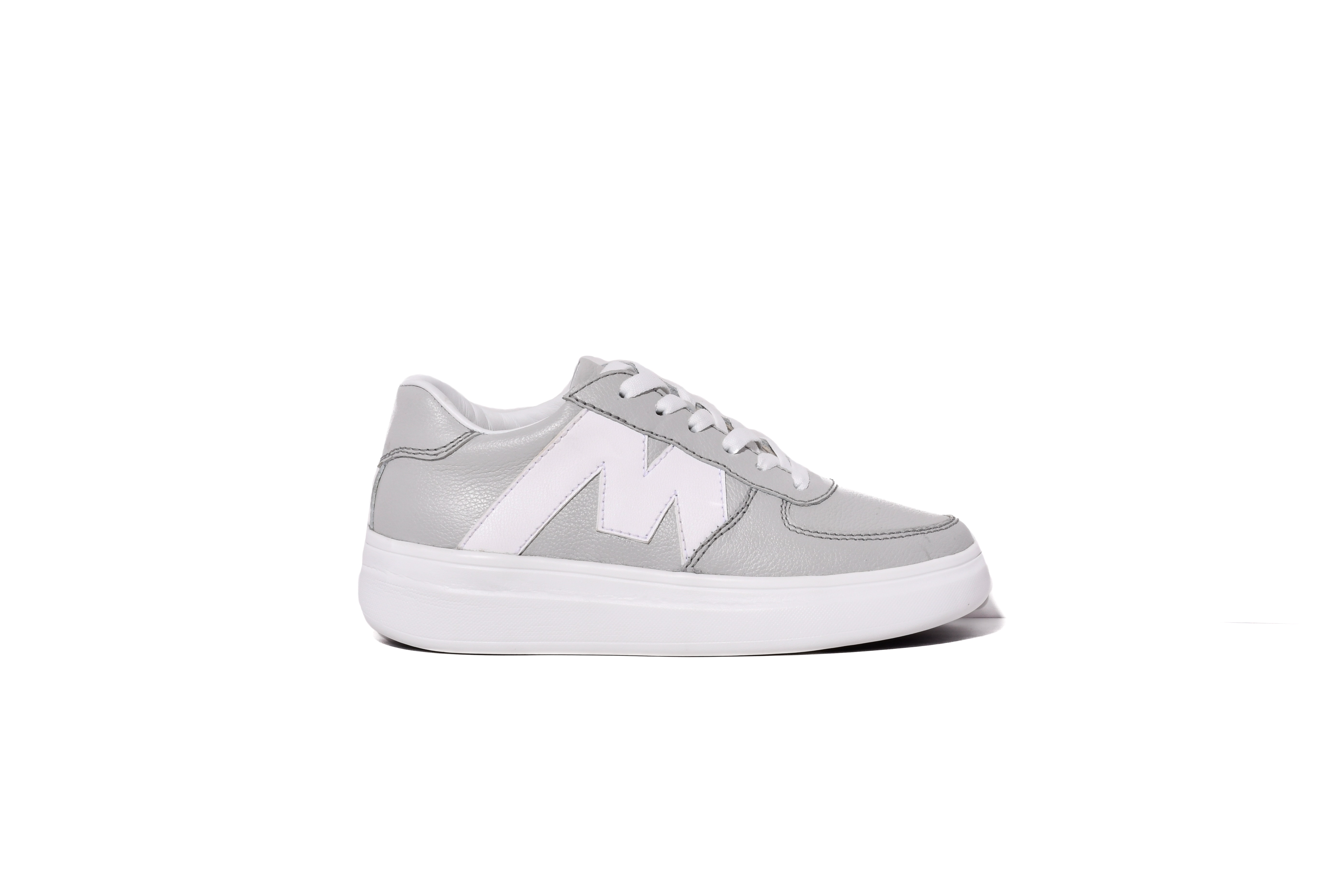 Zapatillas deportivas grises