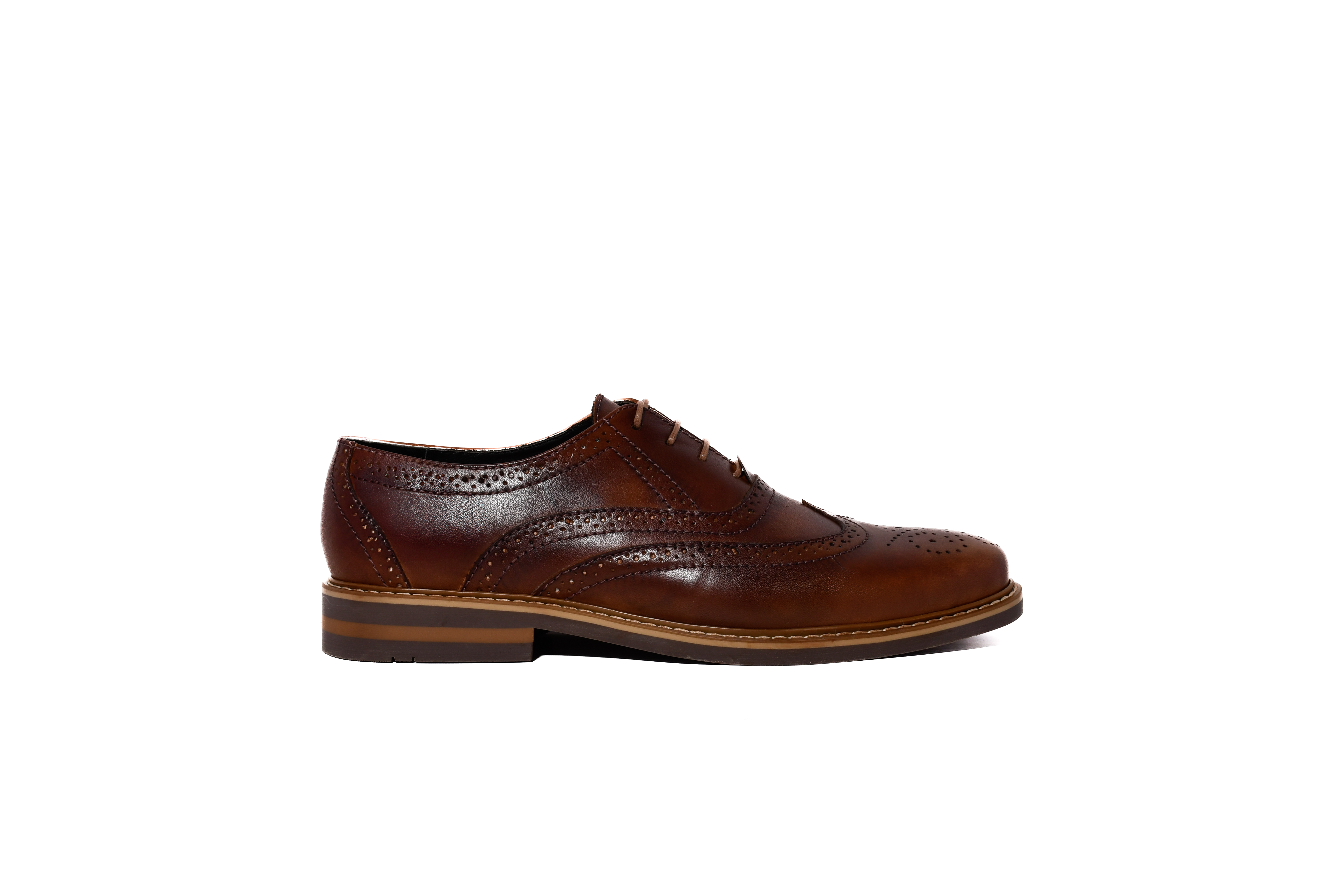 Zapato Oxford de cuero marrón