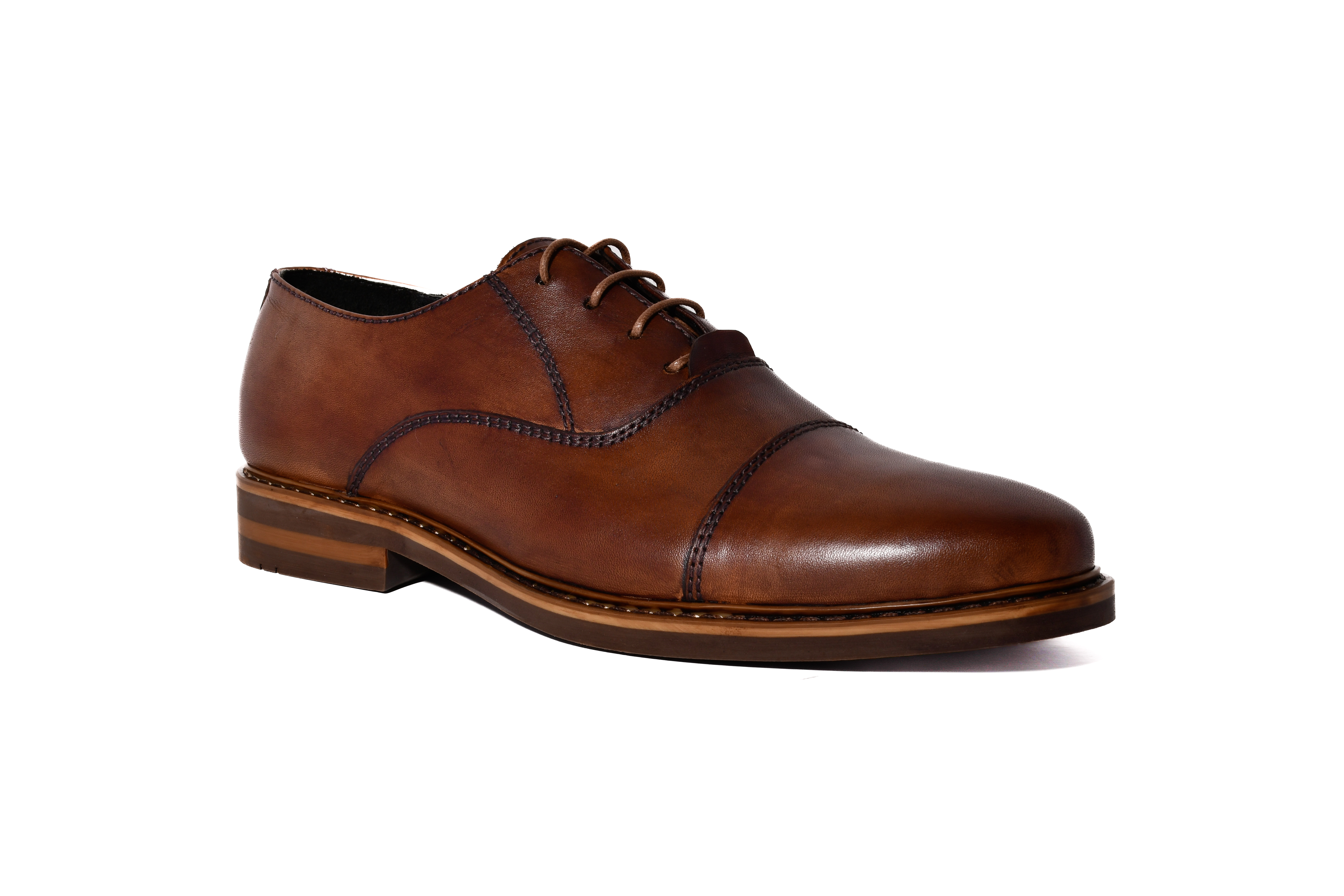 Zapato de vestir de cuero