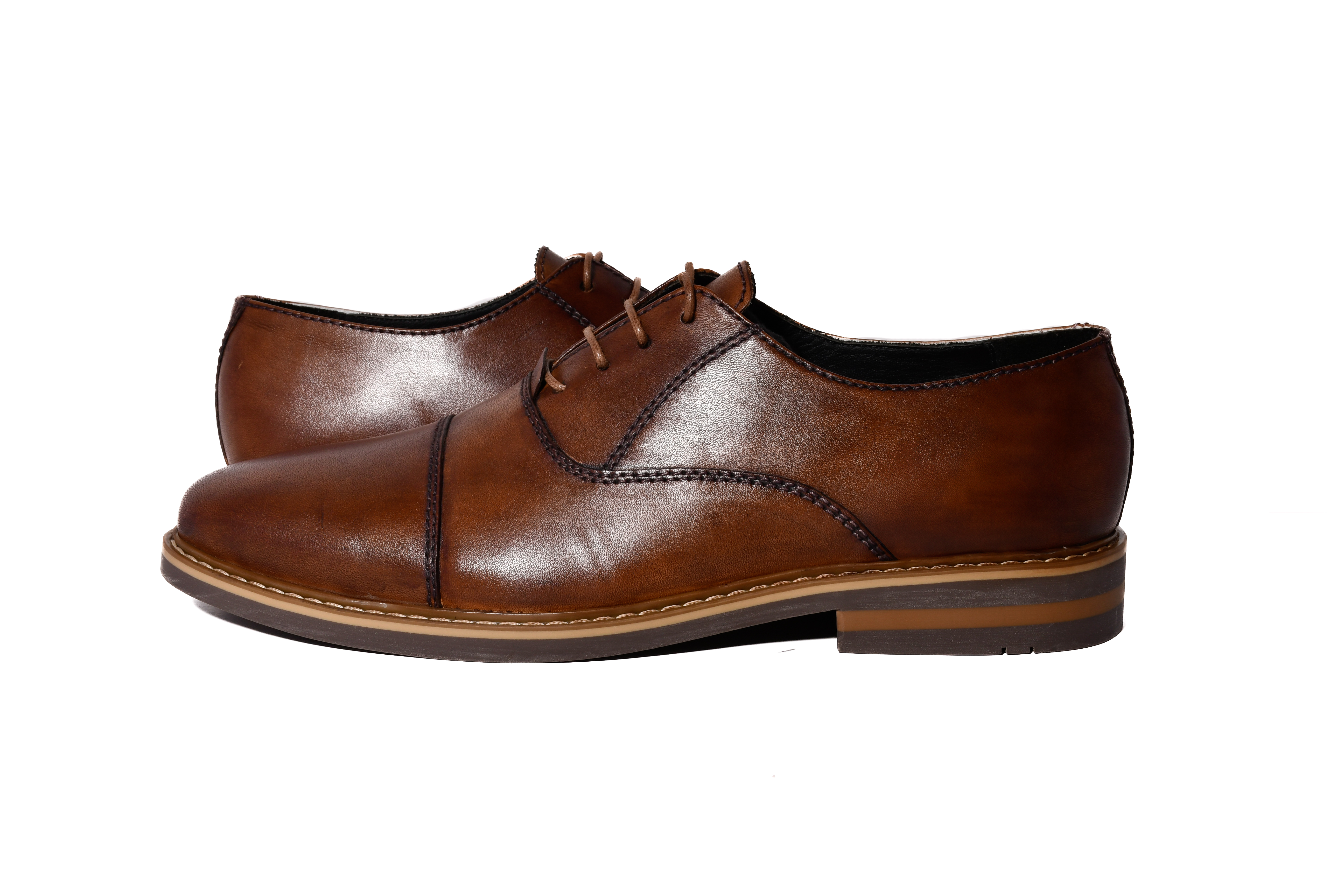 Zapato de vestir de cuero