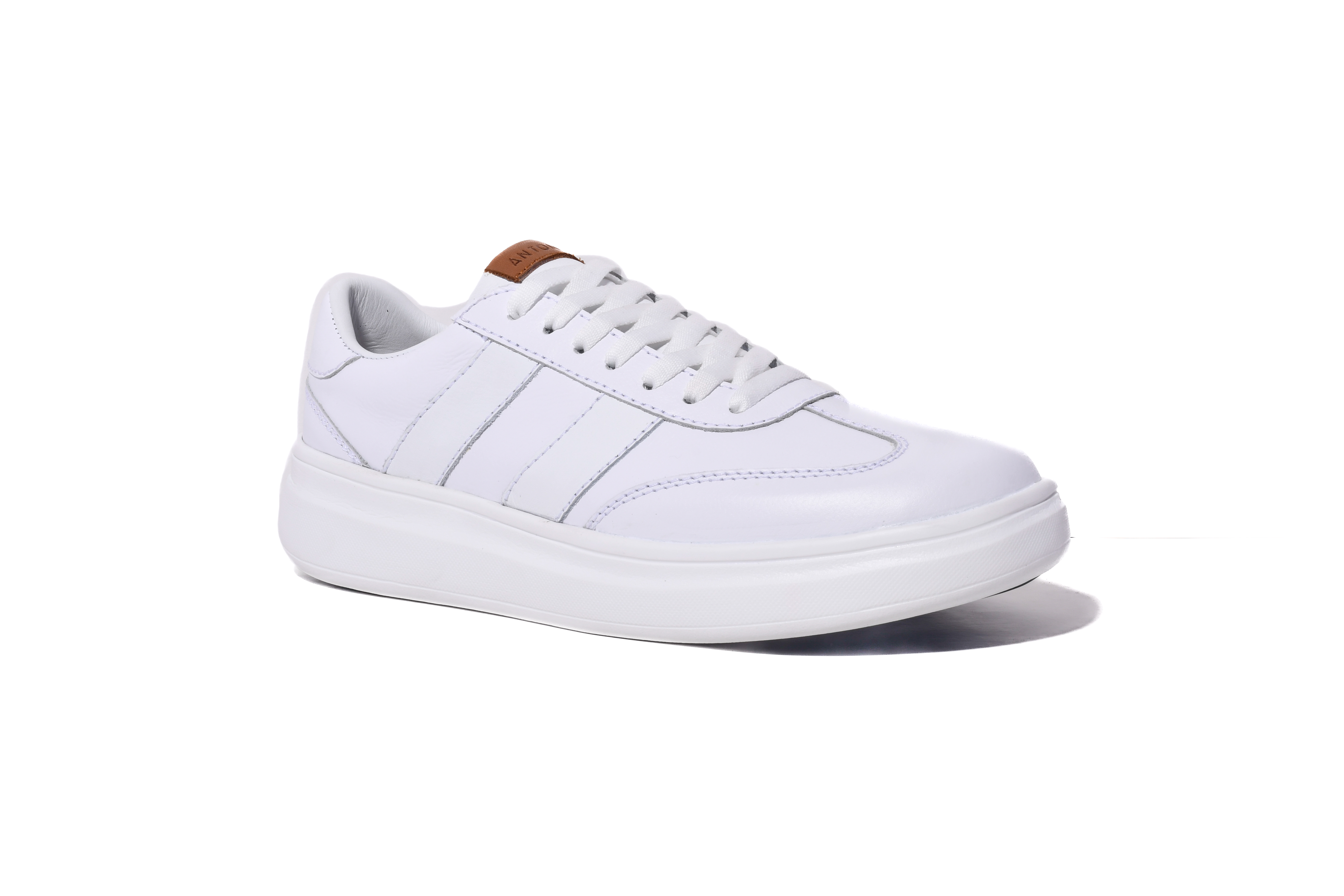 Zapatillas blancas deportivas