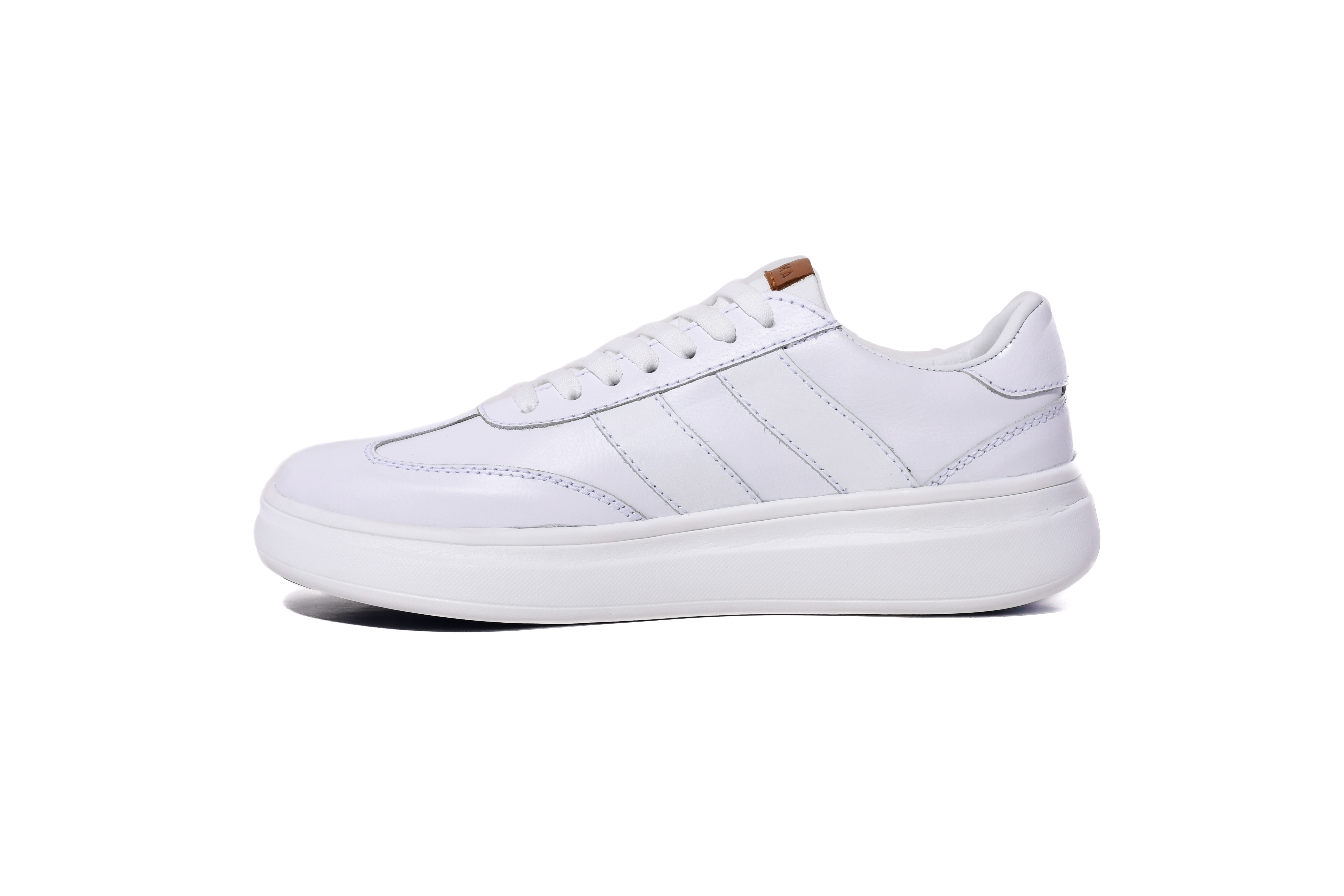 Zapatillas blancas deportivas