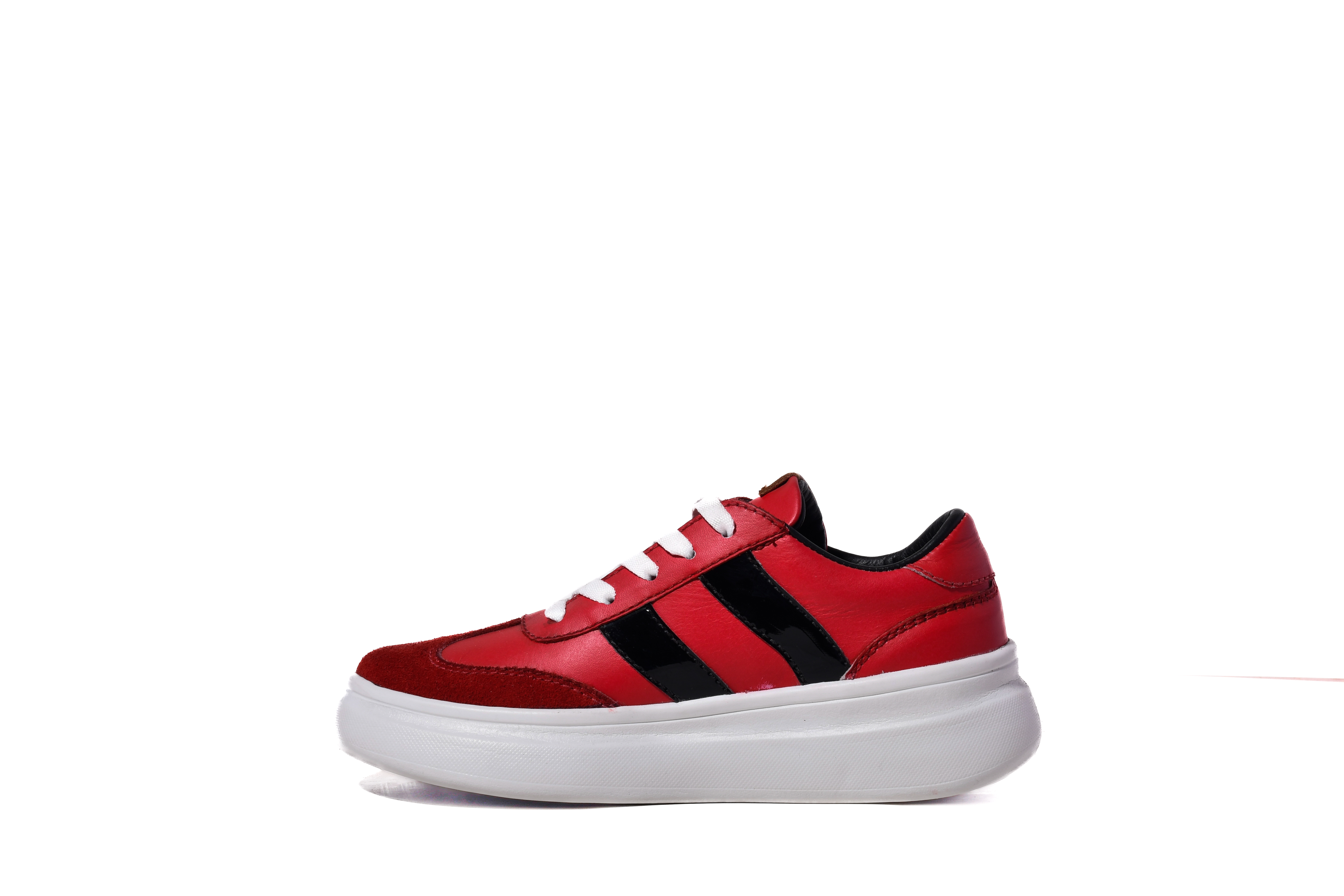Zapatilla deportiva roja