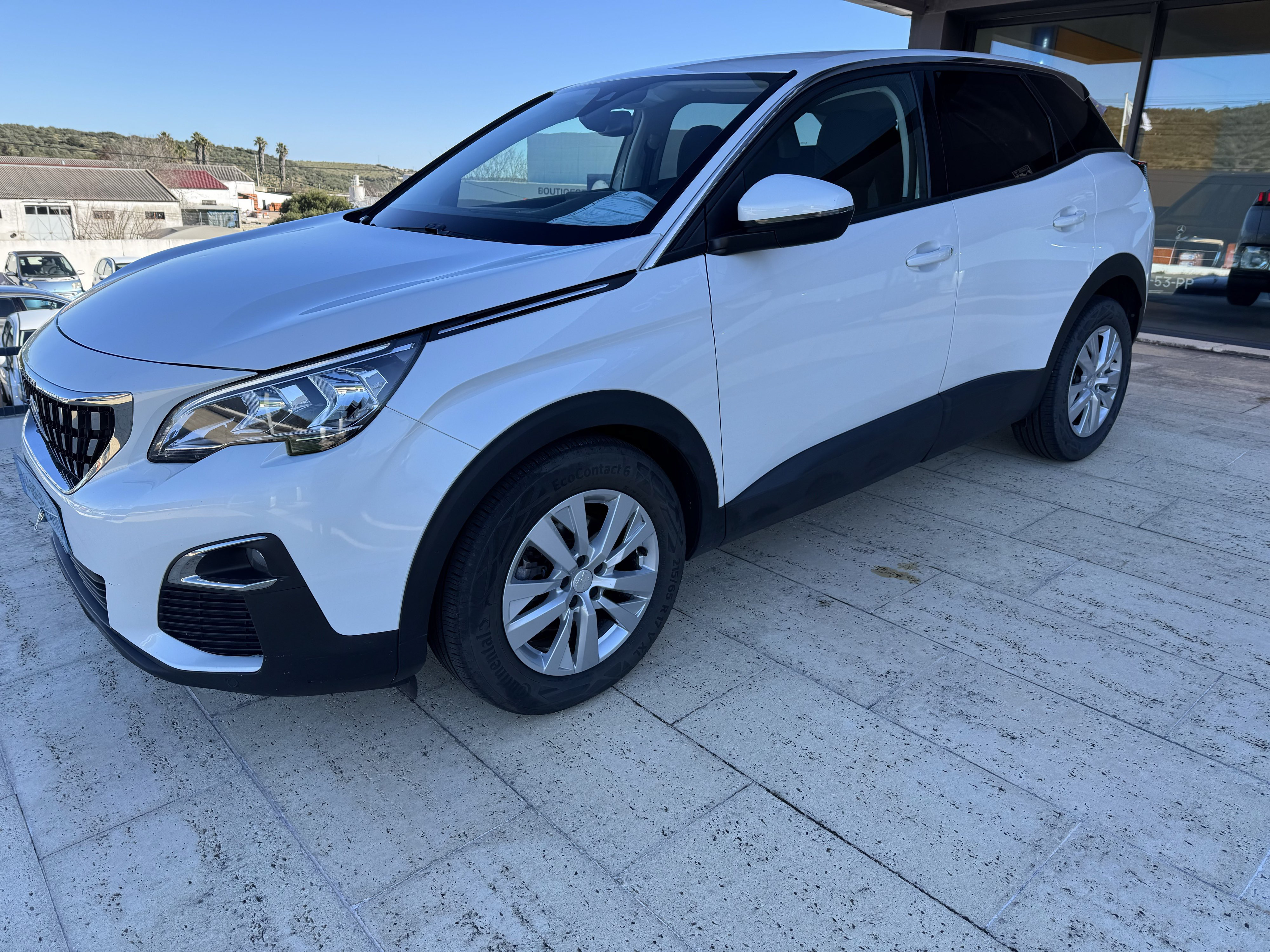Peugeot 3008 1.2 Puretech Allure EAT8