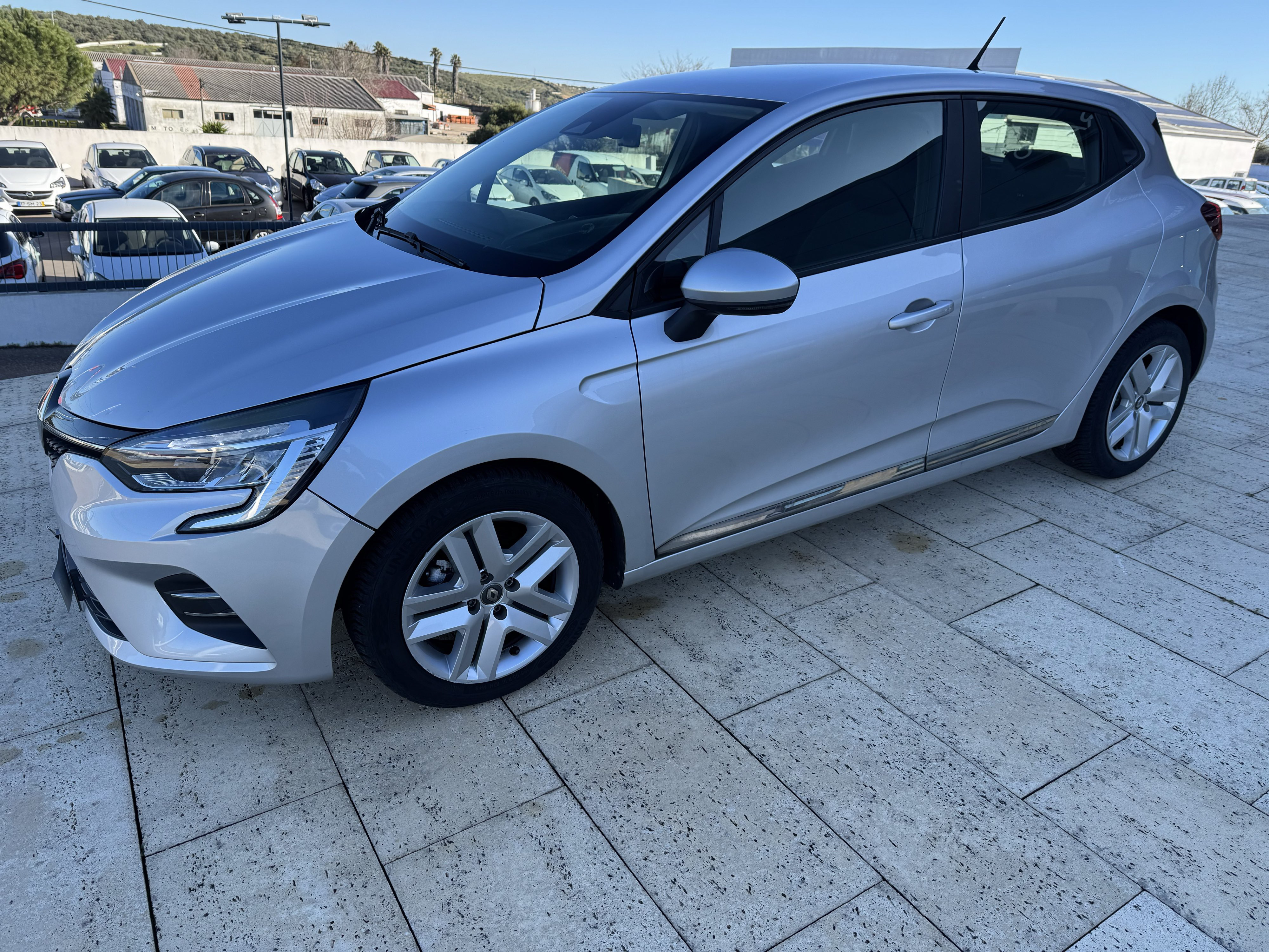 Renault Clio 1.0 Tce Equilibre