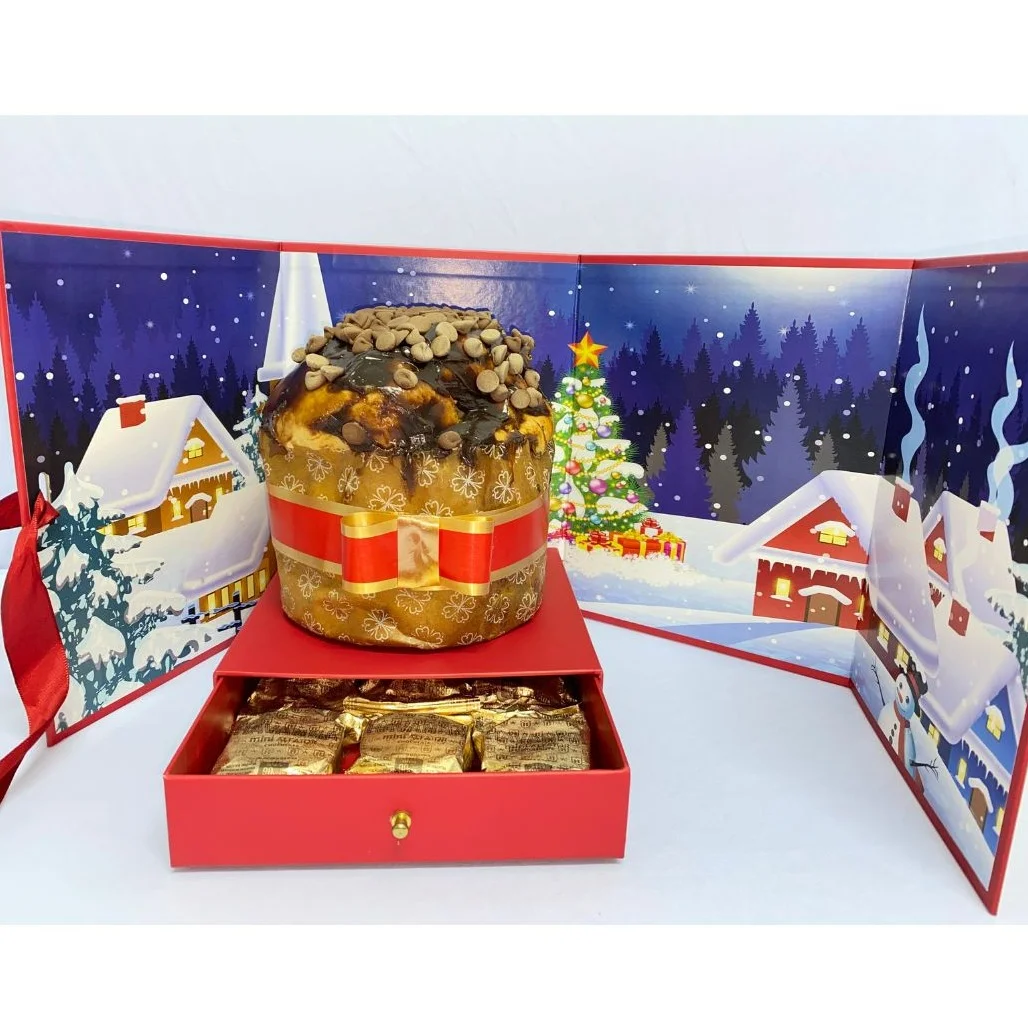 Chocotone Trufado na caixa Cenário