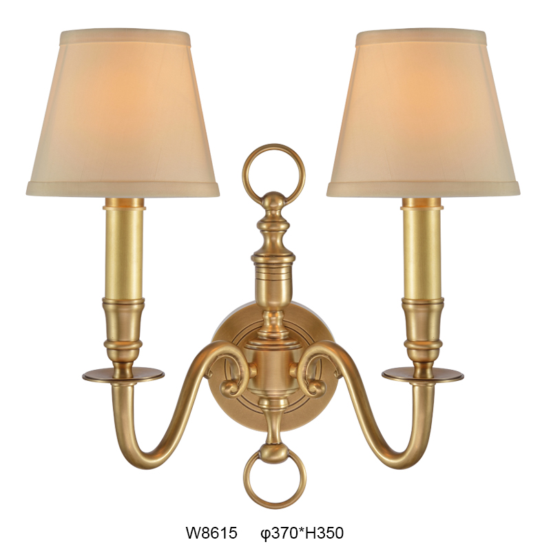 Elegant Gold Wall Sconce