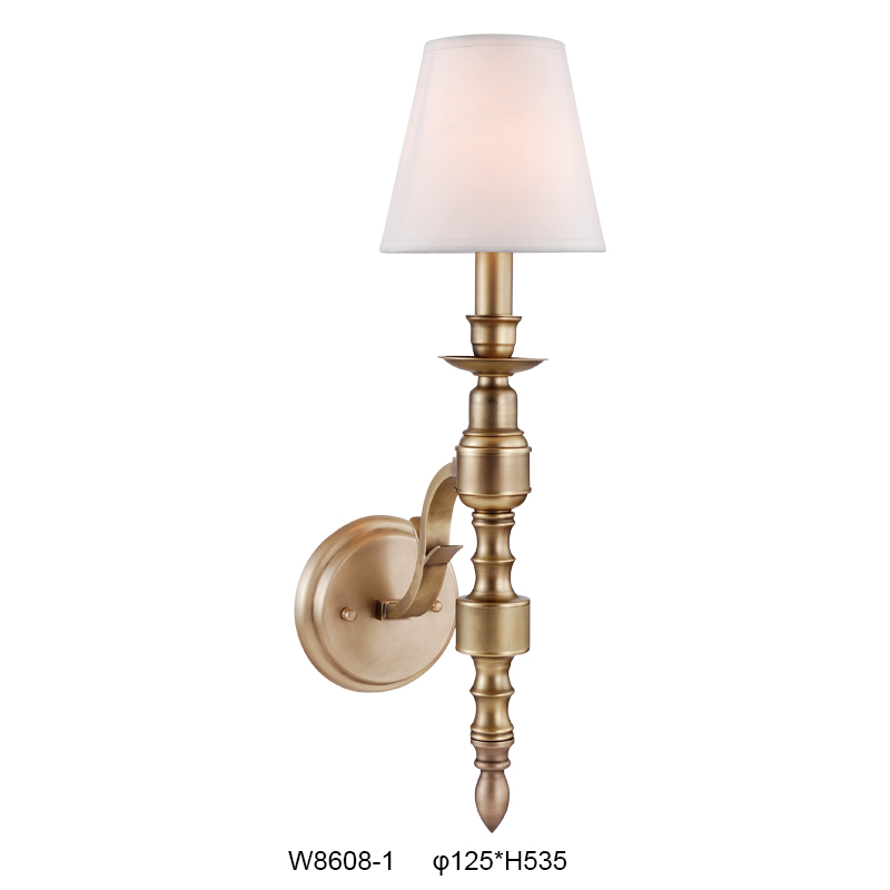 Elegant Wall Sconce