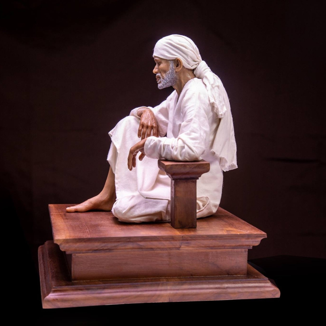 1/4th scale Shirdi Sai Baba Dwarakamayi posture 