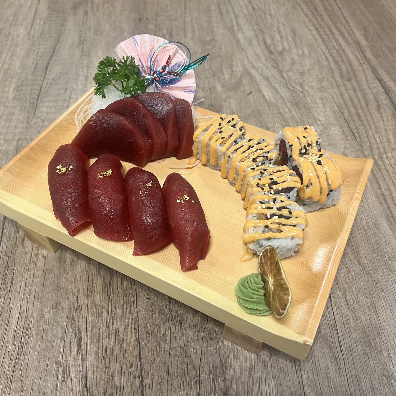 Tuna Lover Combo (14 pcs)