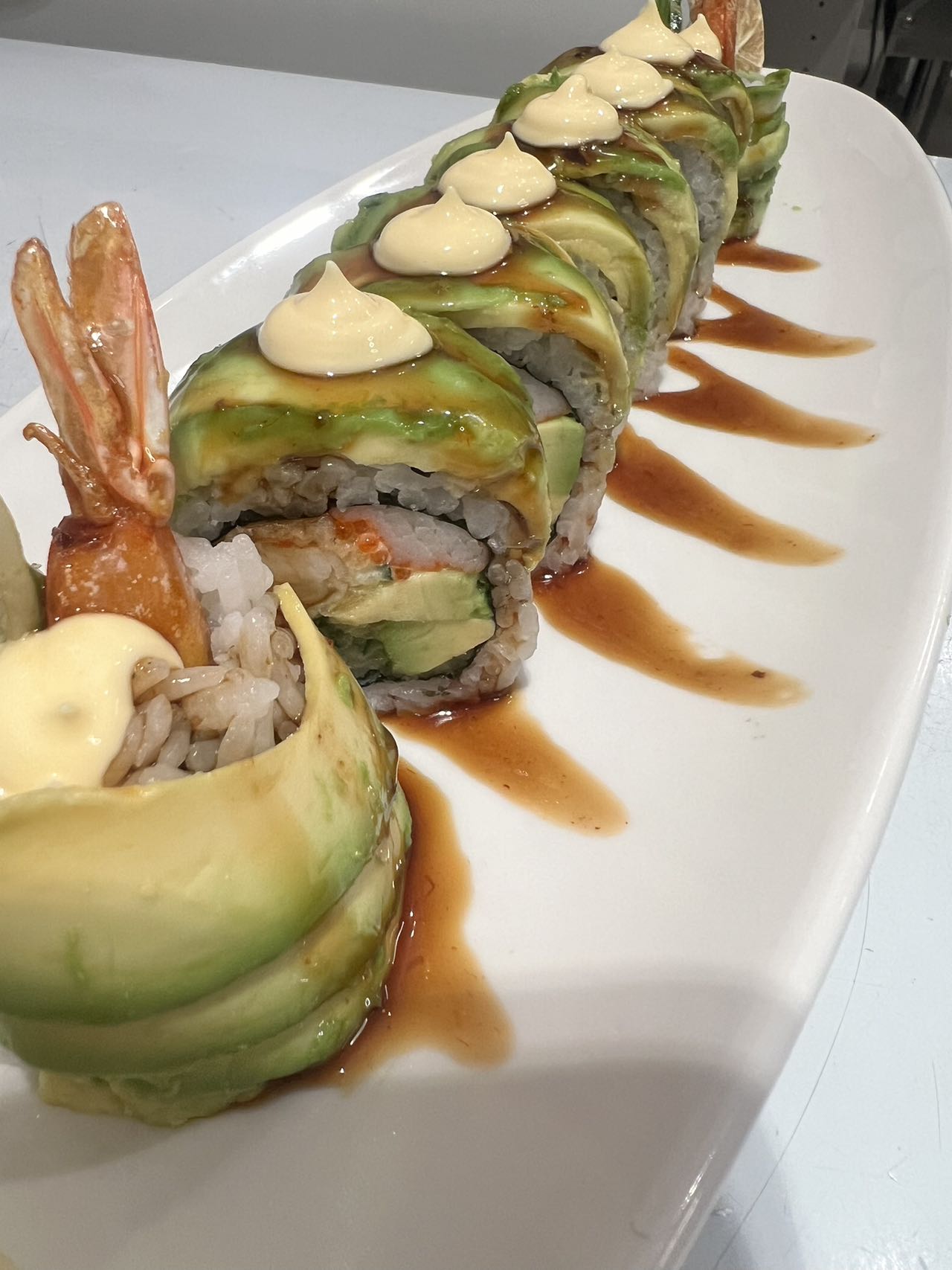 Green Dragon Roll (8pcs)