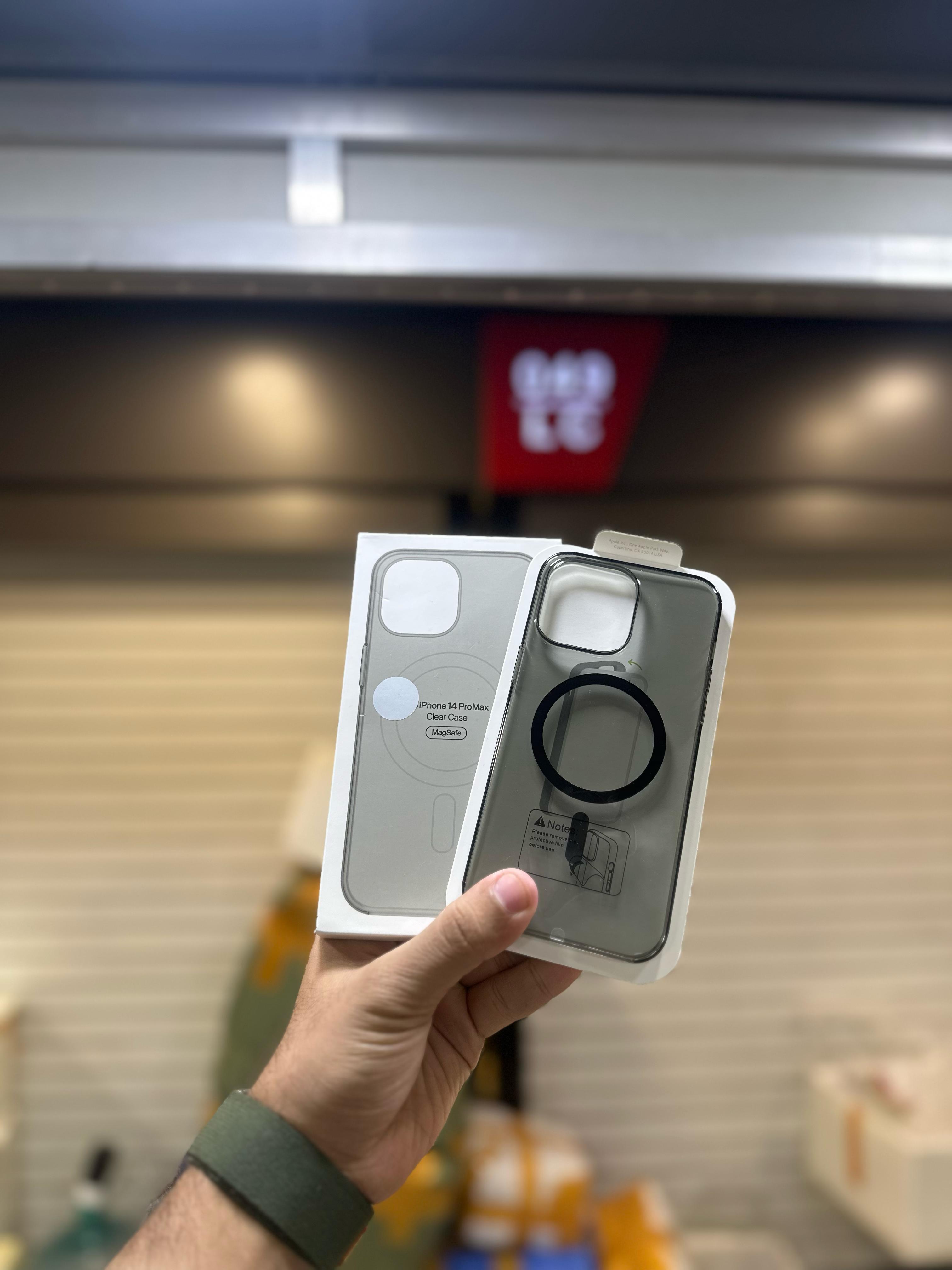 iPhone MagSafe Cases