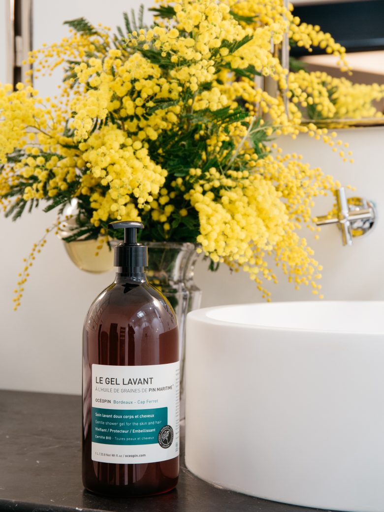 Le gel lavant corps et cheveux