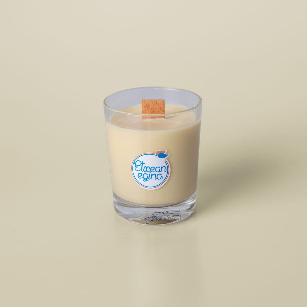 Bougie végétale parfumée « Figue-santal »