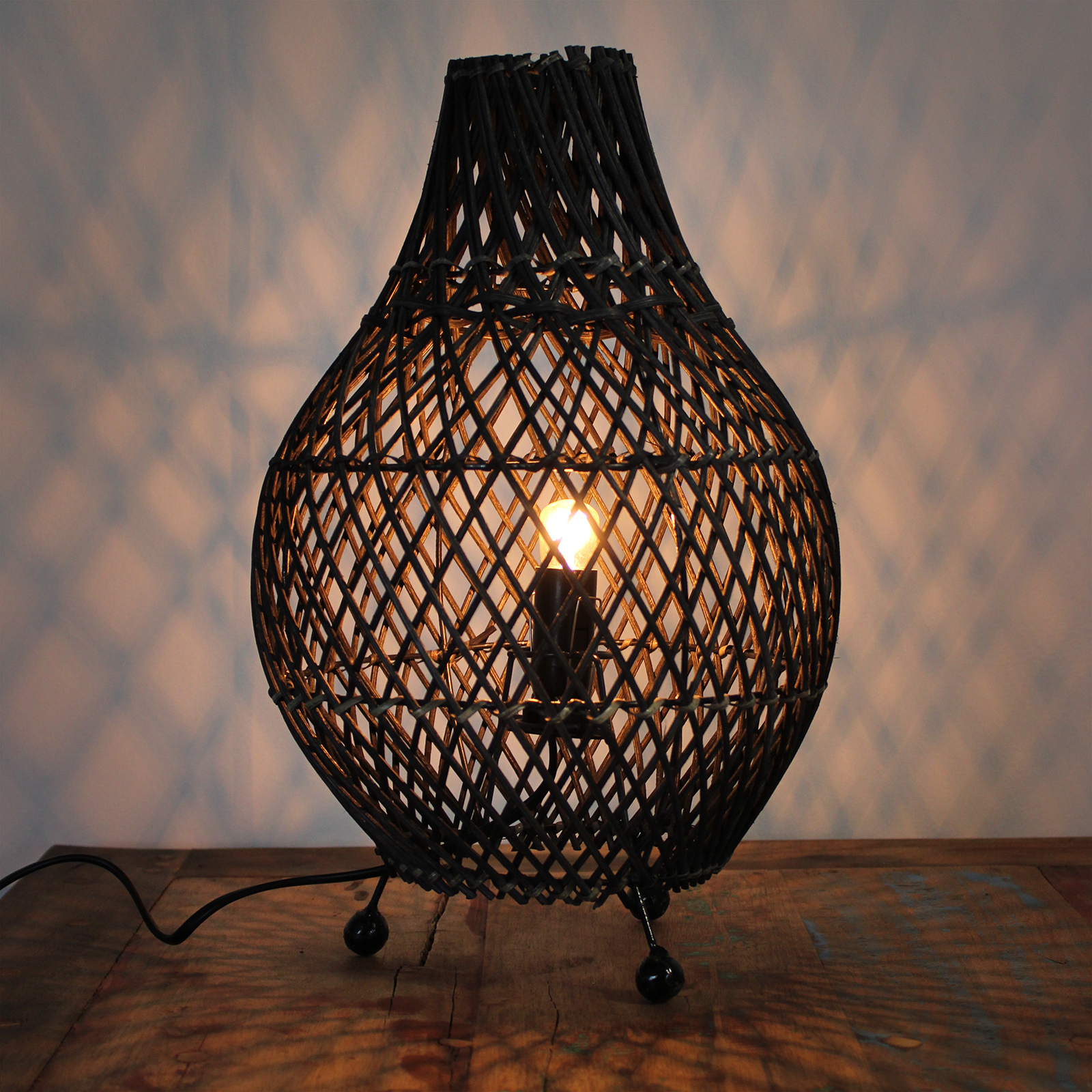 Rattan Table Lamps - Dark Brown: Unique and Elegant
