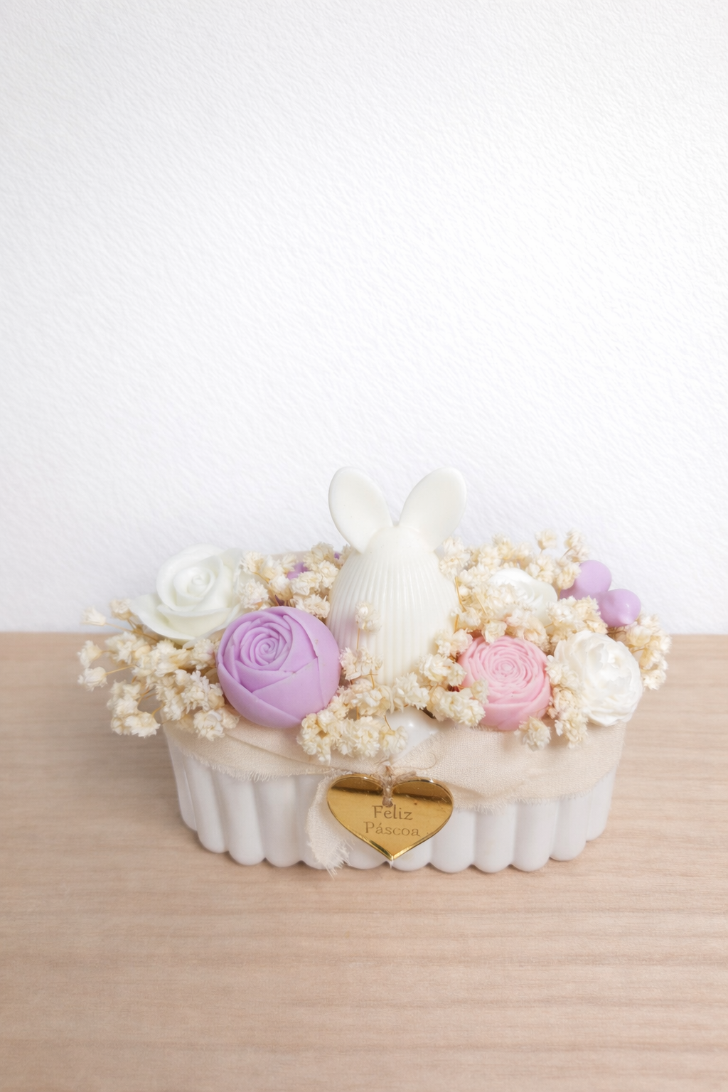 Cesto da Páscoa coelho gordinho - lilás/rosa/branco