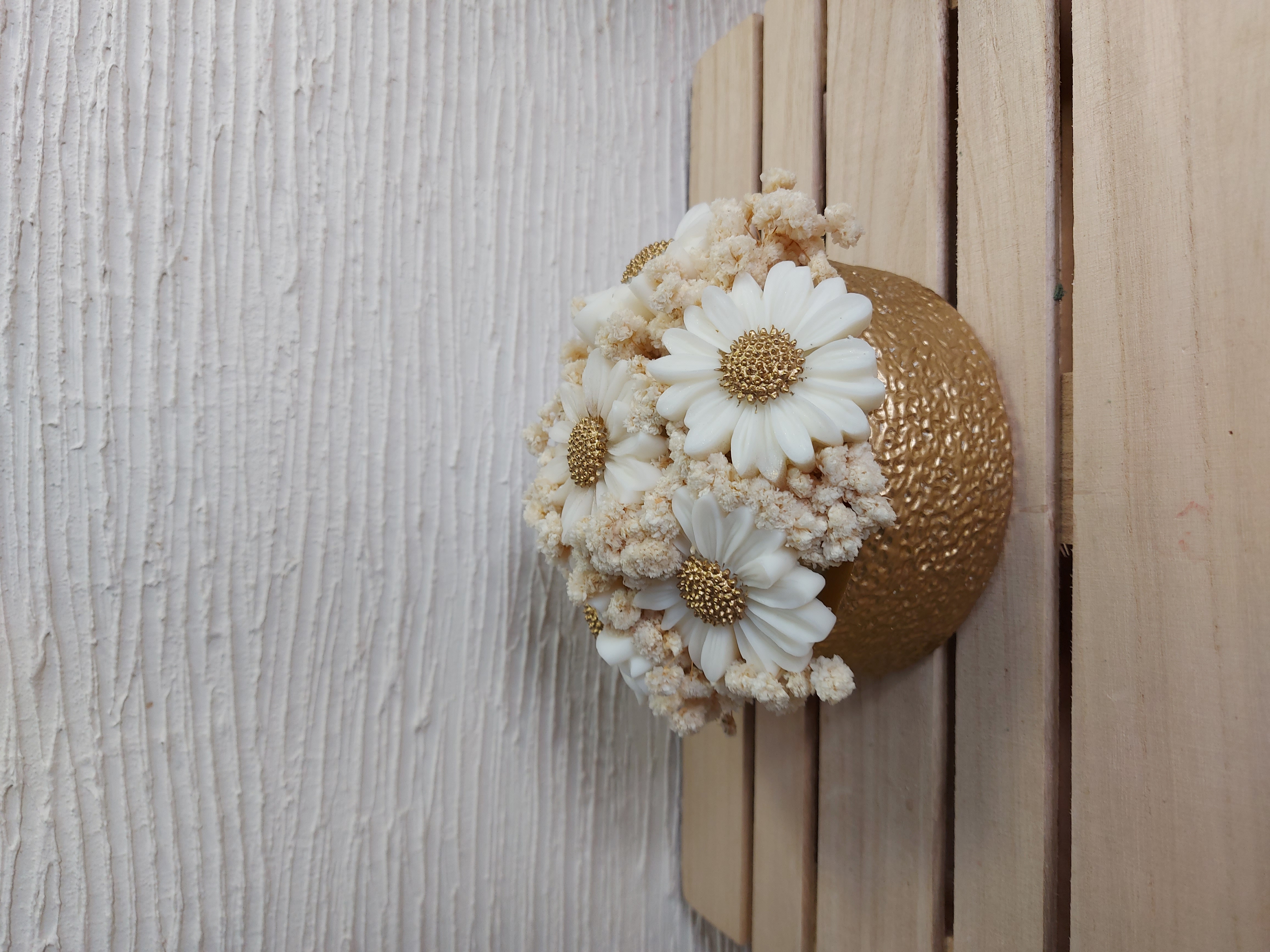 Bouquet Margaridas Dourado