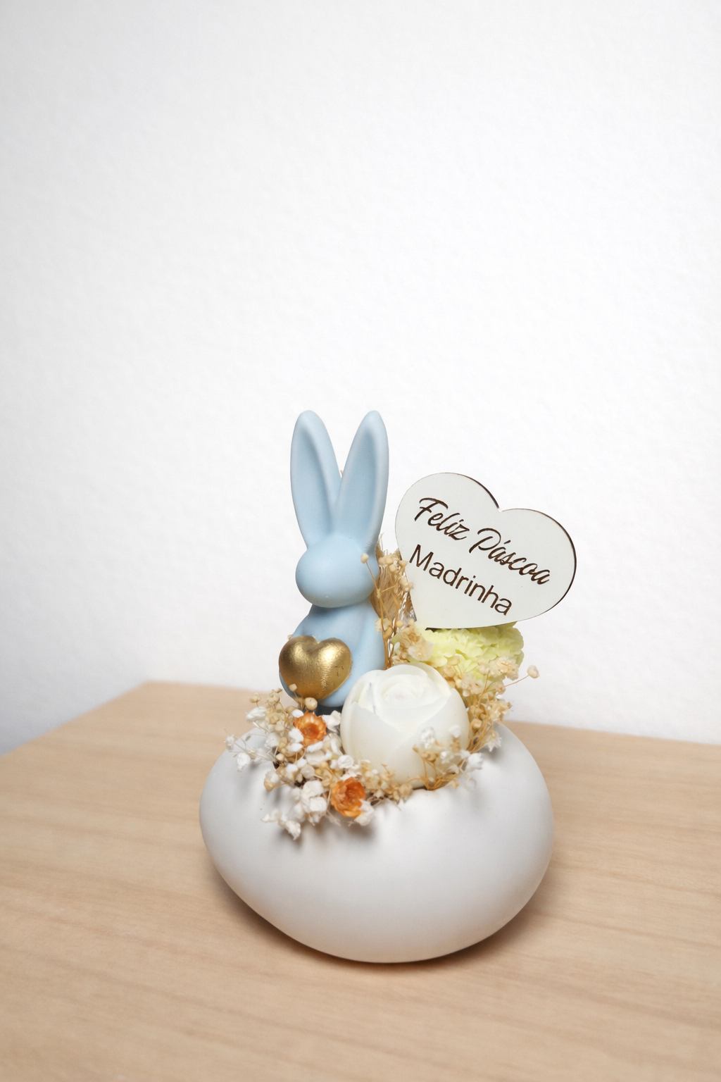 Ovo com coelho Azul