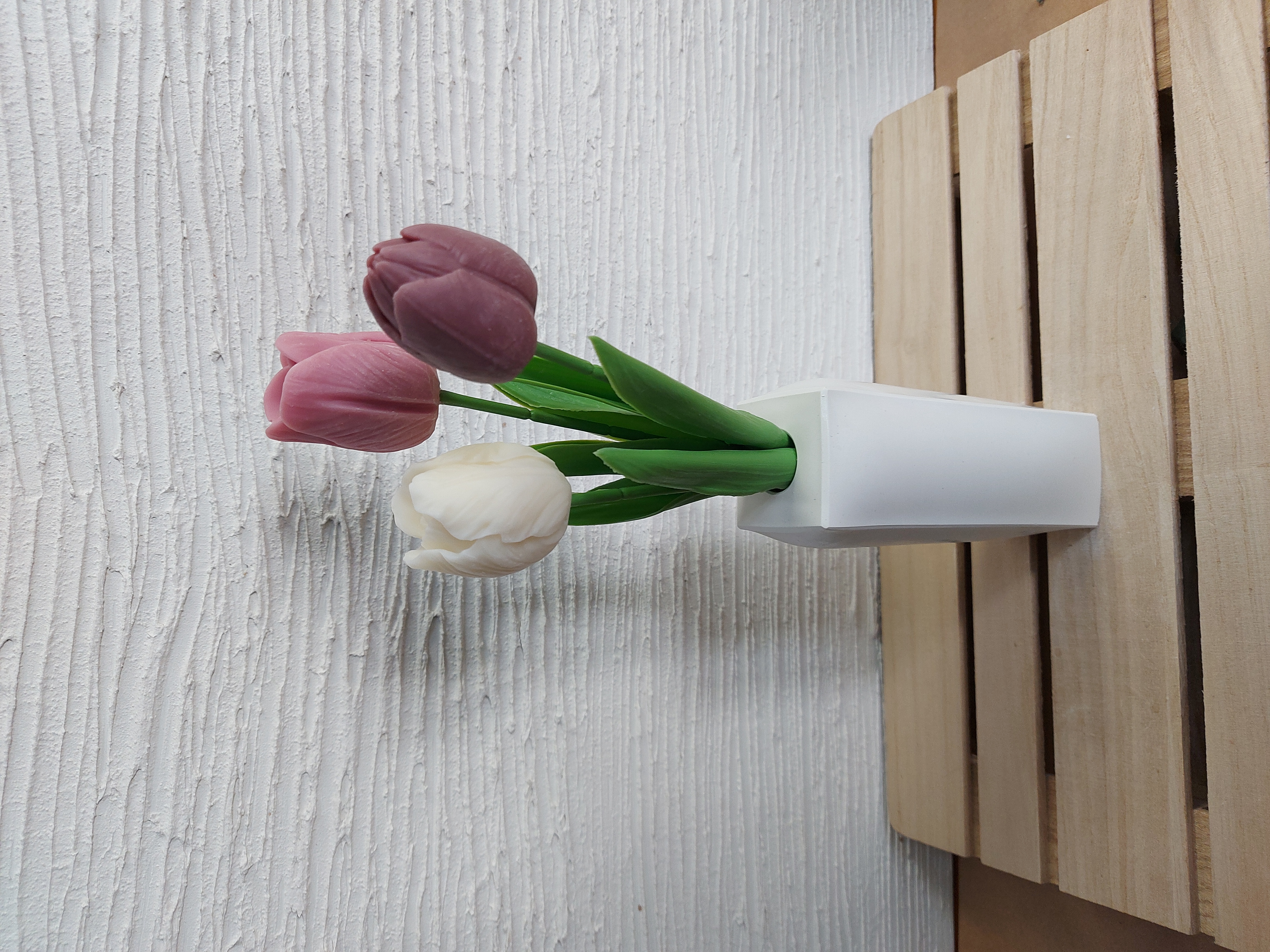 Vaso estreito com ou sem flores