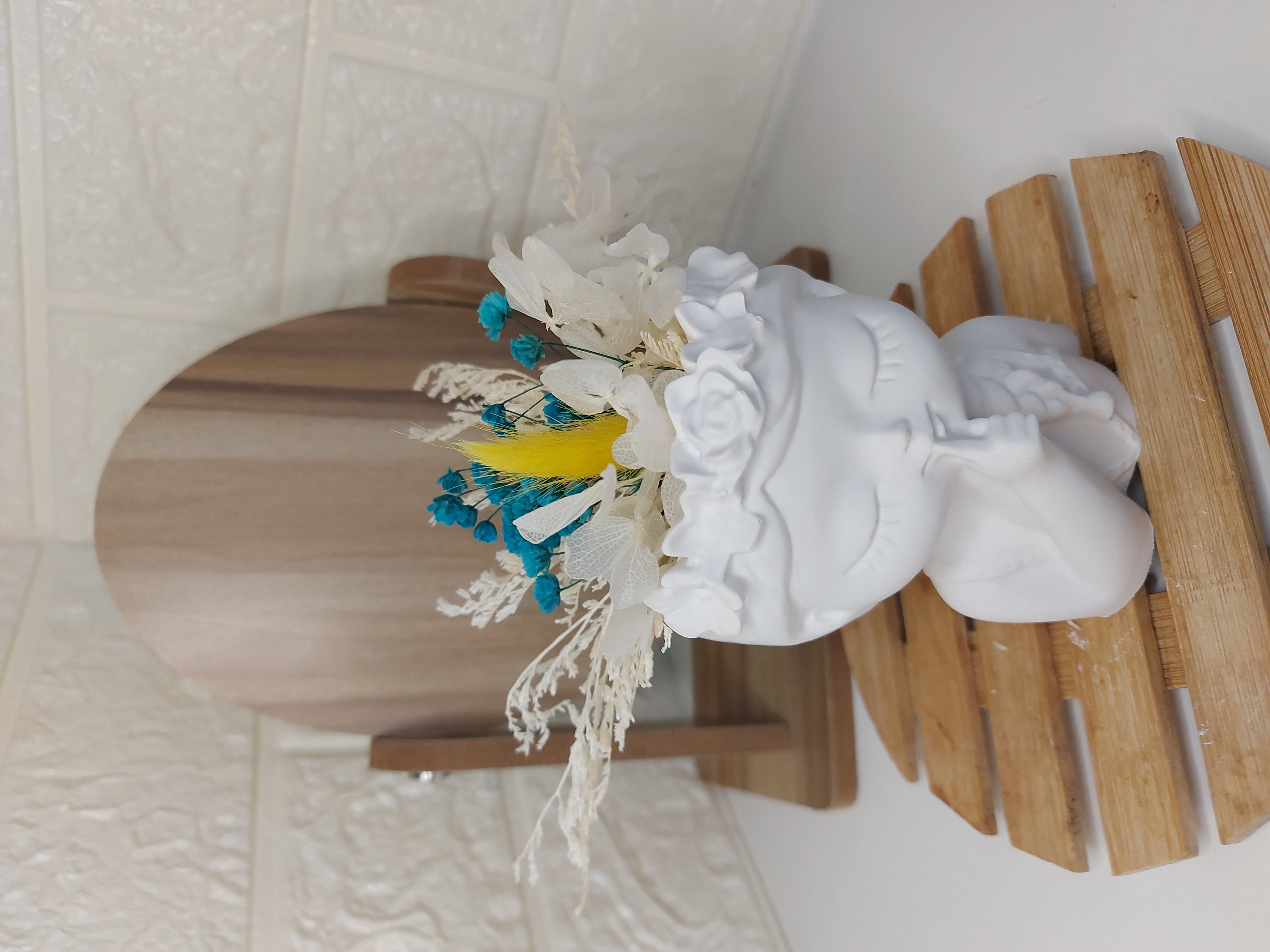 Mini vaso Perfumado em gesso - Boneca Fofa “Chiu”