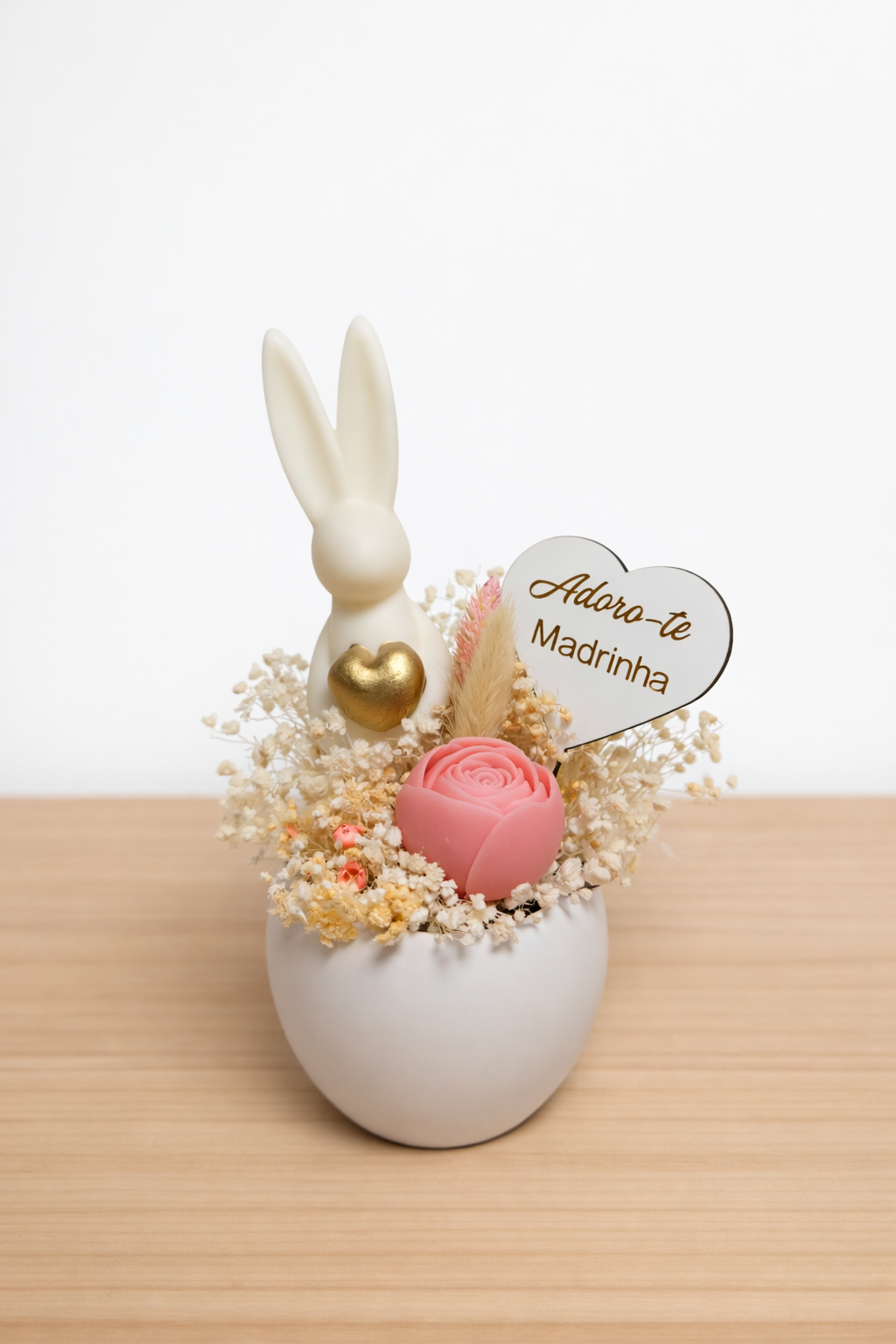 Ovo com coelho Rosa
