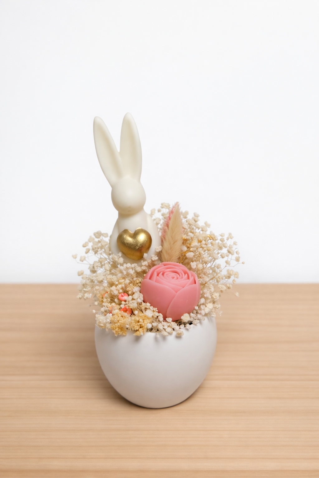 Ovo com coelho Rosa