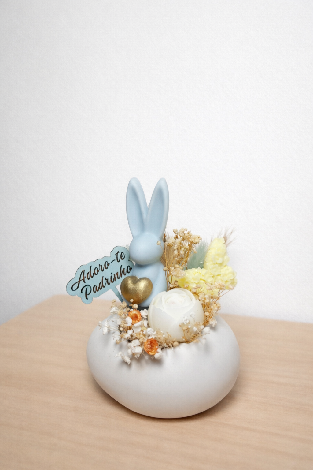 Ovo com coelho Azul
