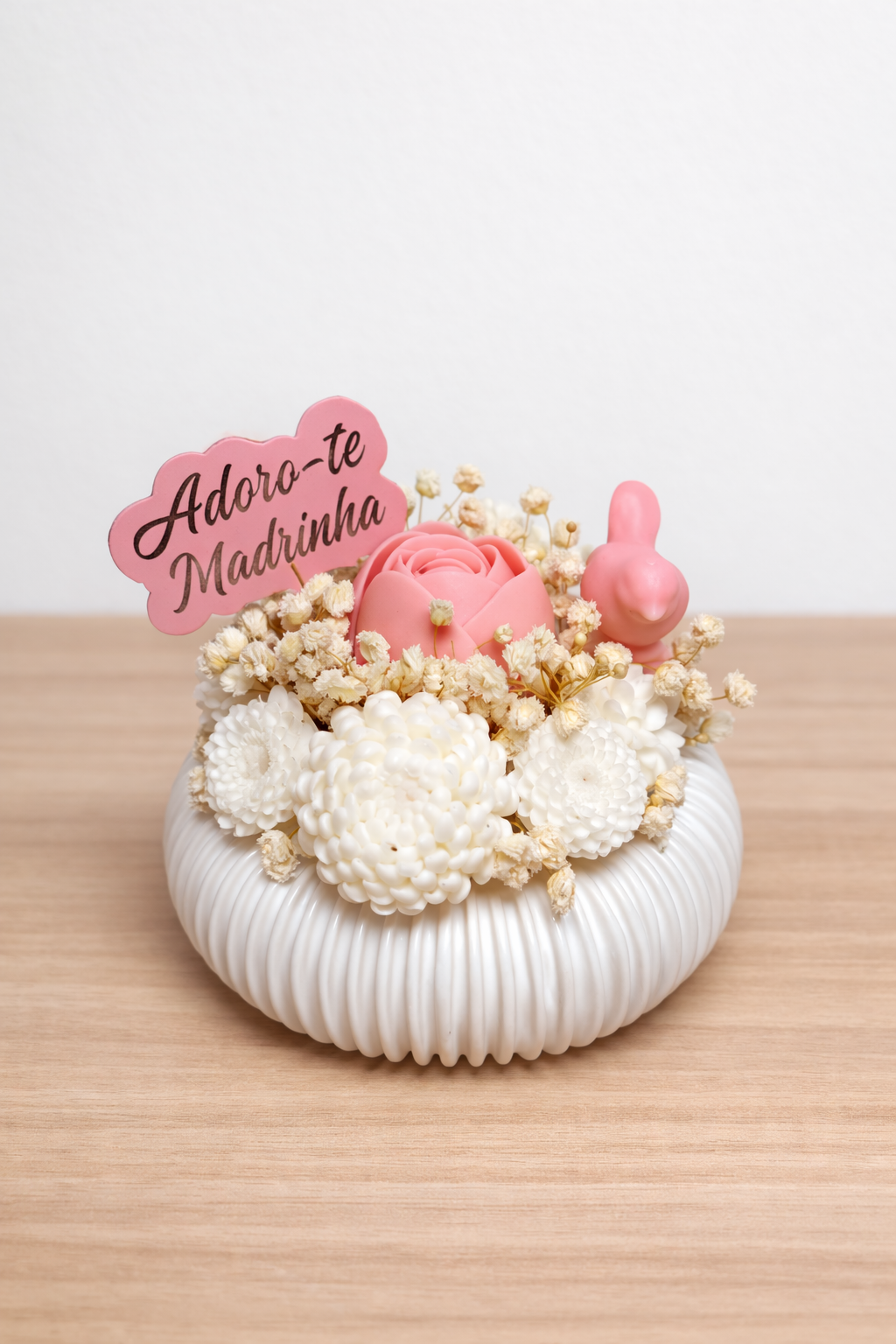 Centro redondo em flores de cera/naturais Rosa/Branco