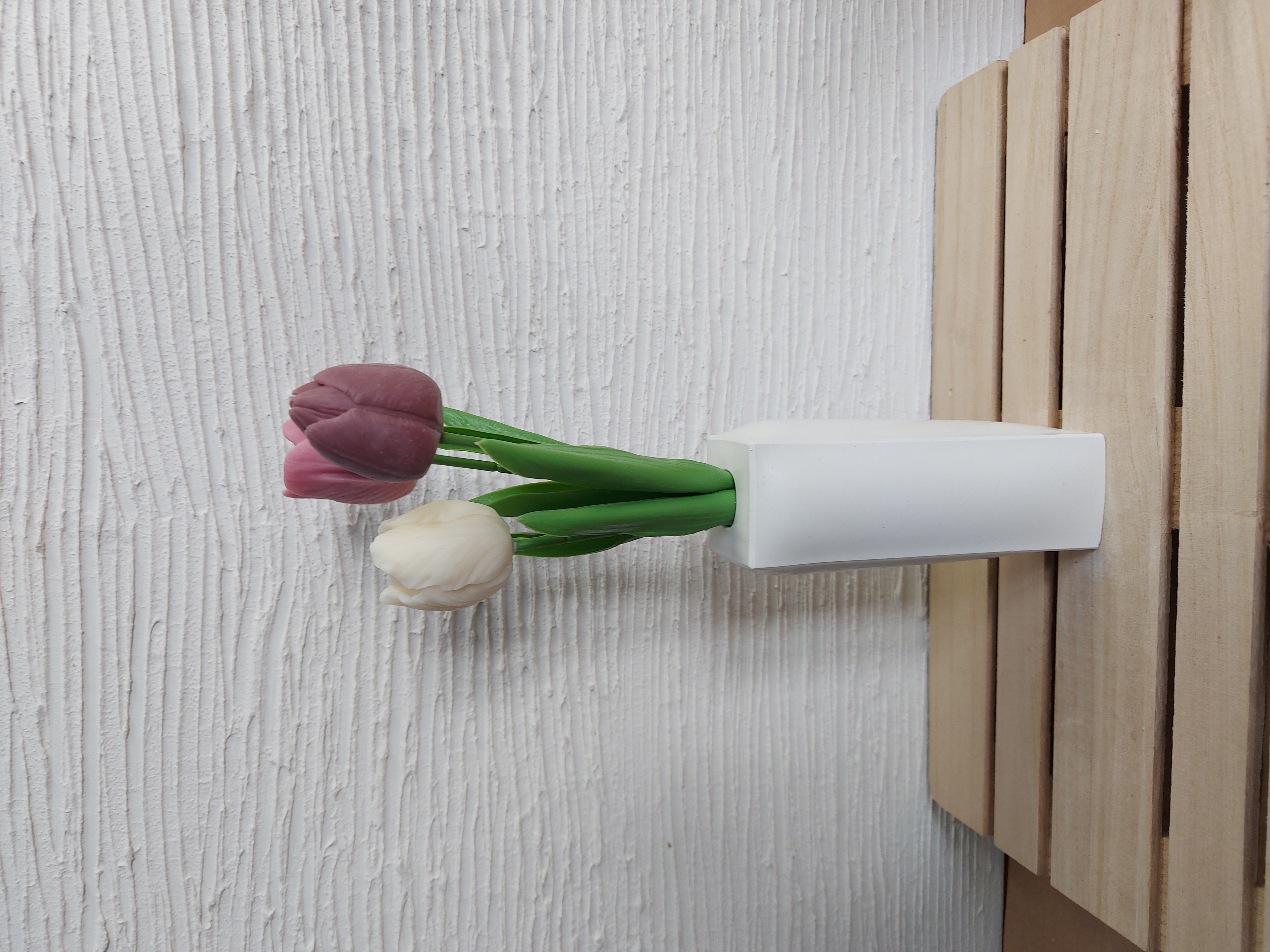 Vaso estreito com ou sem flores