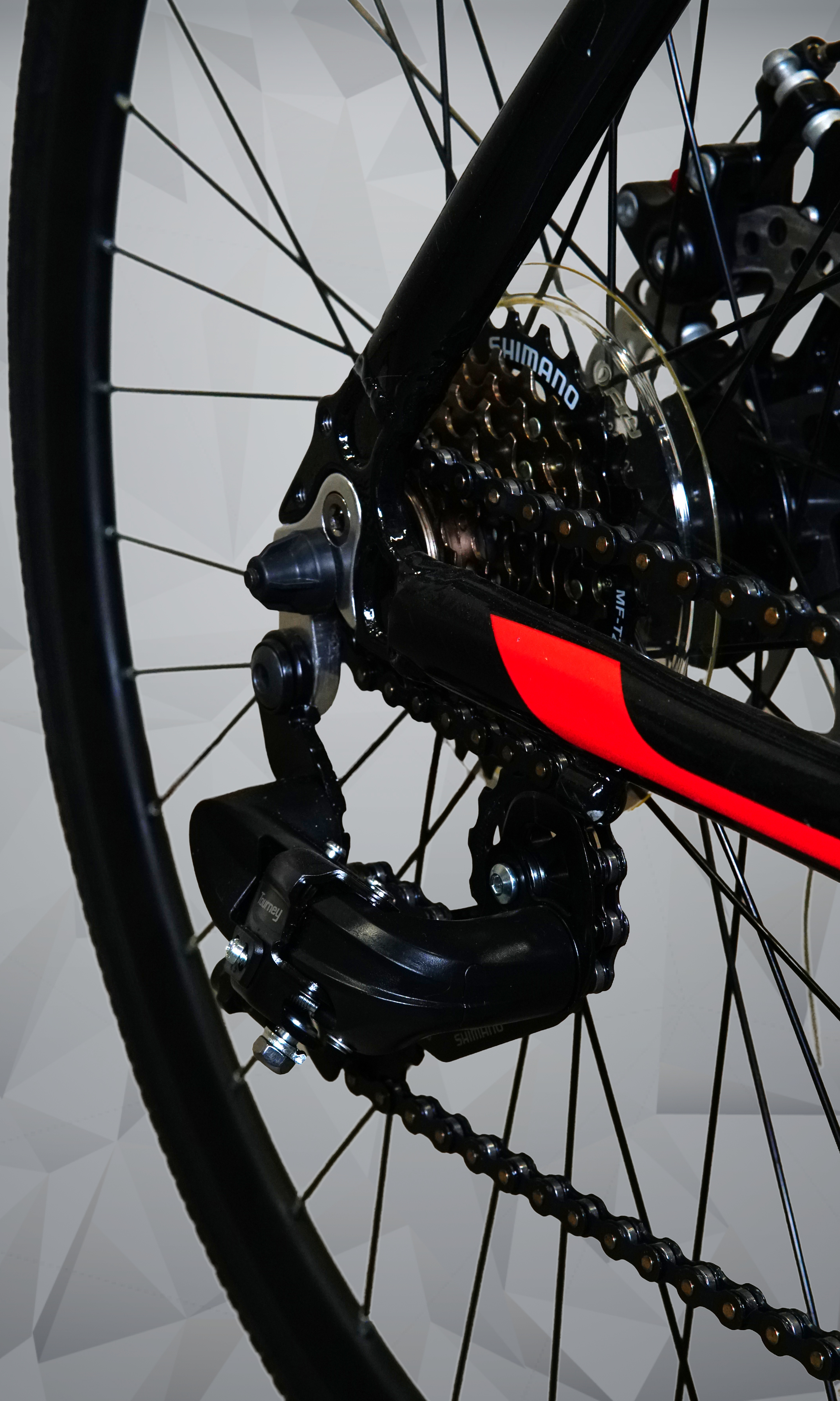 GUST 26-Inch City Hybrid Bike | 21-Speed, Front Suspension, Disc Brakes