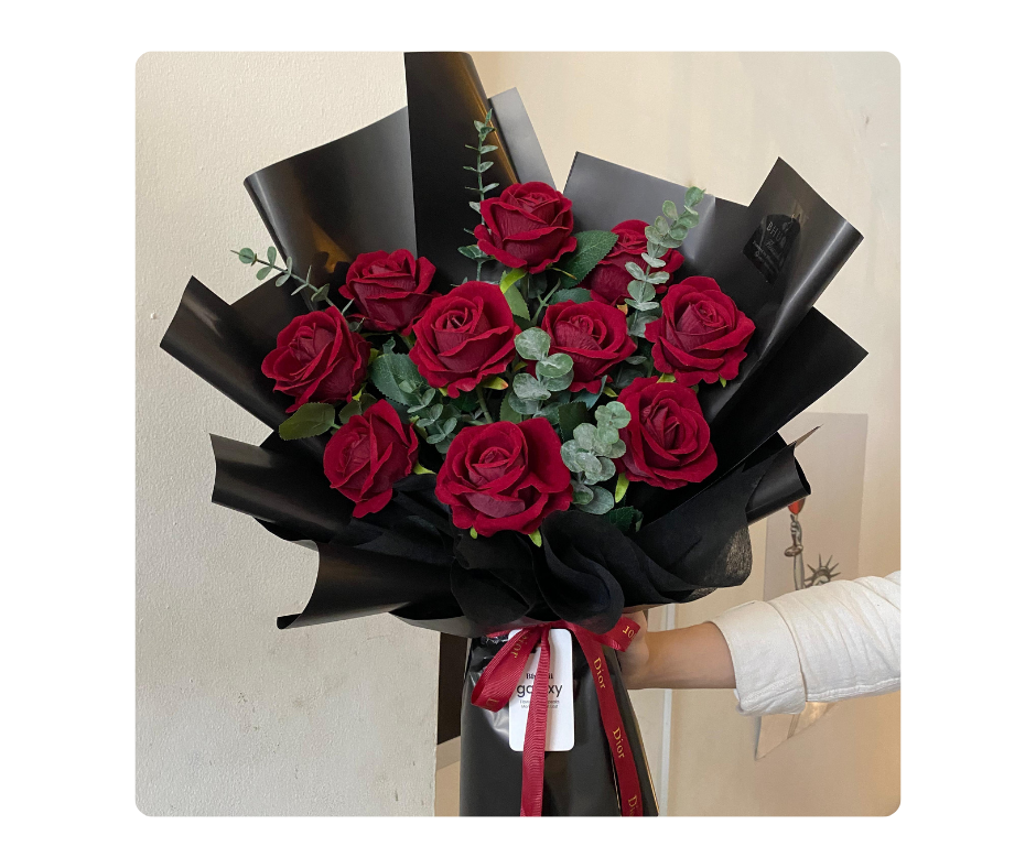 Artificial Hand Bouquet 009
