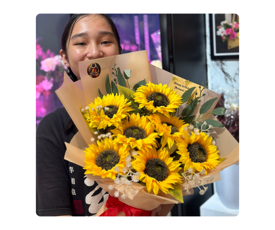 Artificial Hand Bouquet 023