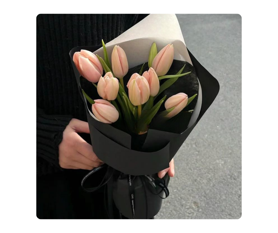 Artificial Hand Bouquet 103