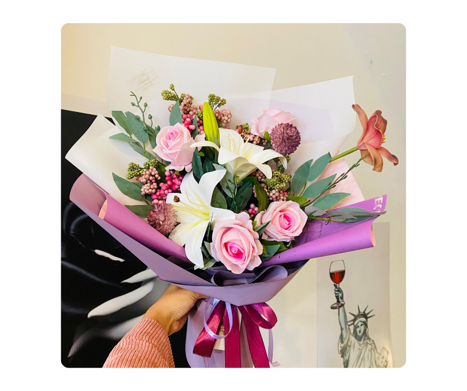 Artificial Hand Bouquet 071