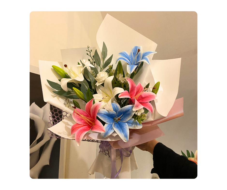 Artificial Hand Bouquet 076