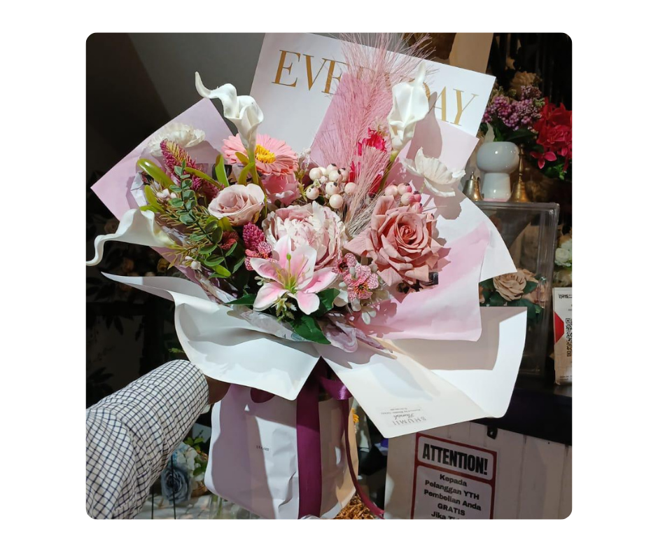 Artificial Hand Bouquet 053