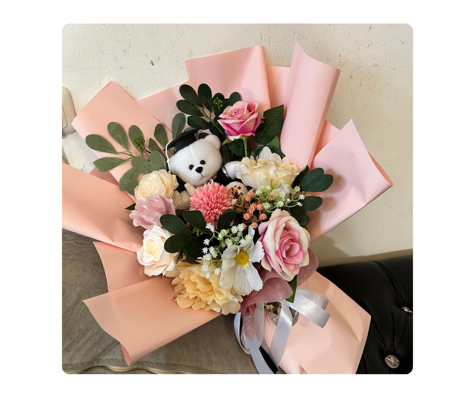 Artificial Hand Bouquet 101